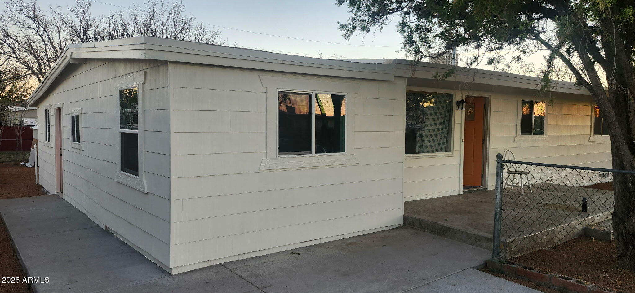 118 E PINAL Street, Huachuca City, AZ 85616