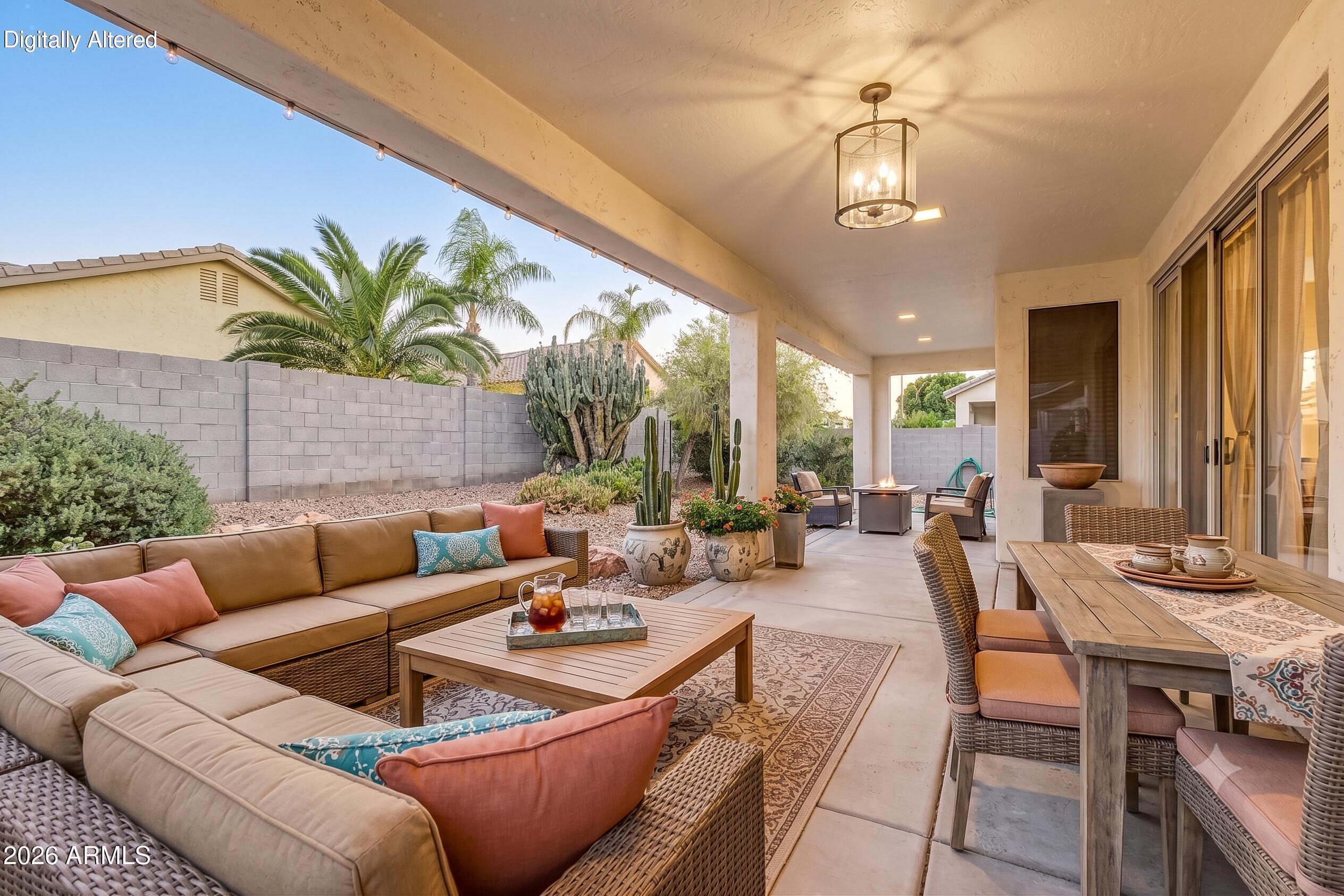 1528 E LAREDO Street, Chandler, AZ 85225