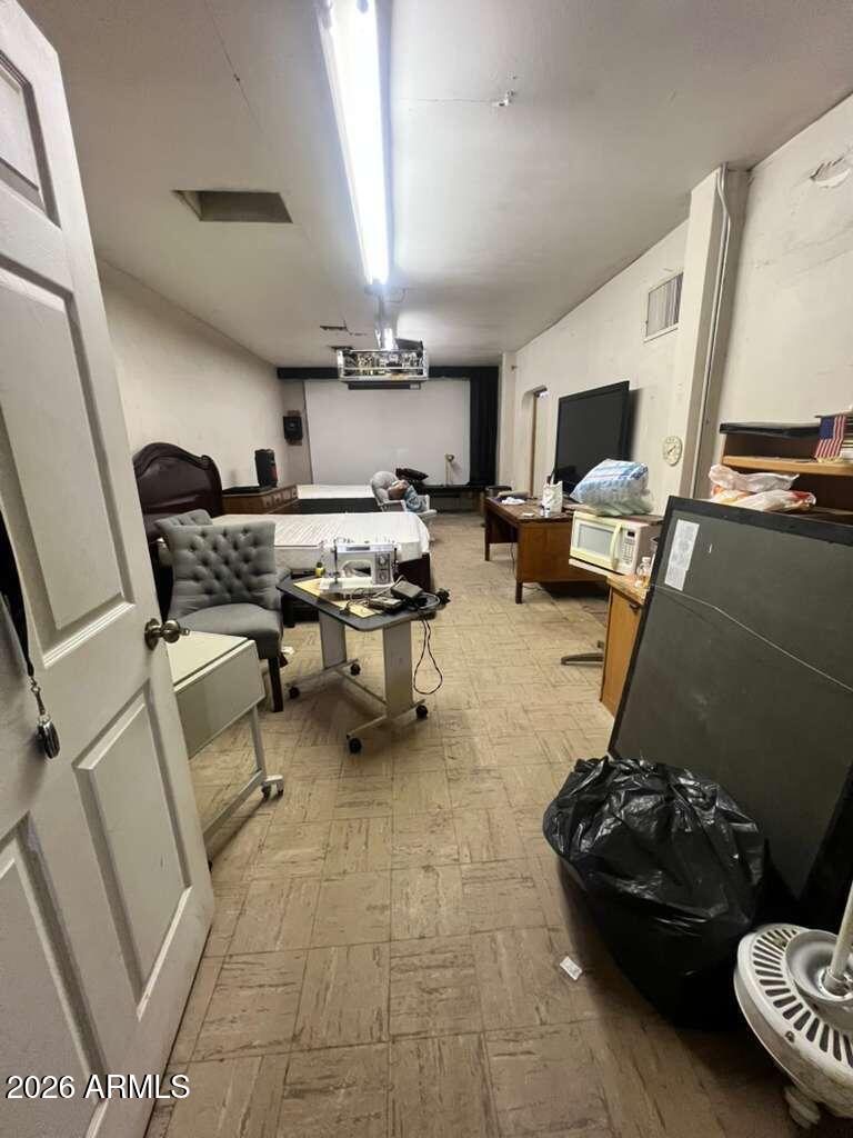 4009 S CENTRAL Avenue, Phoenix, AZ 85040