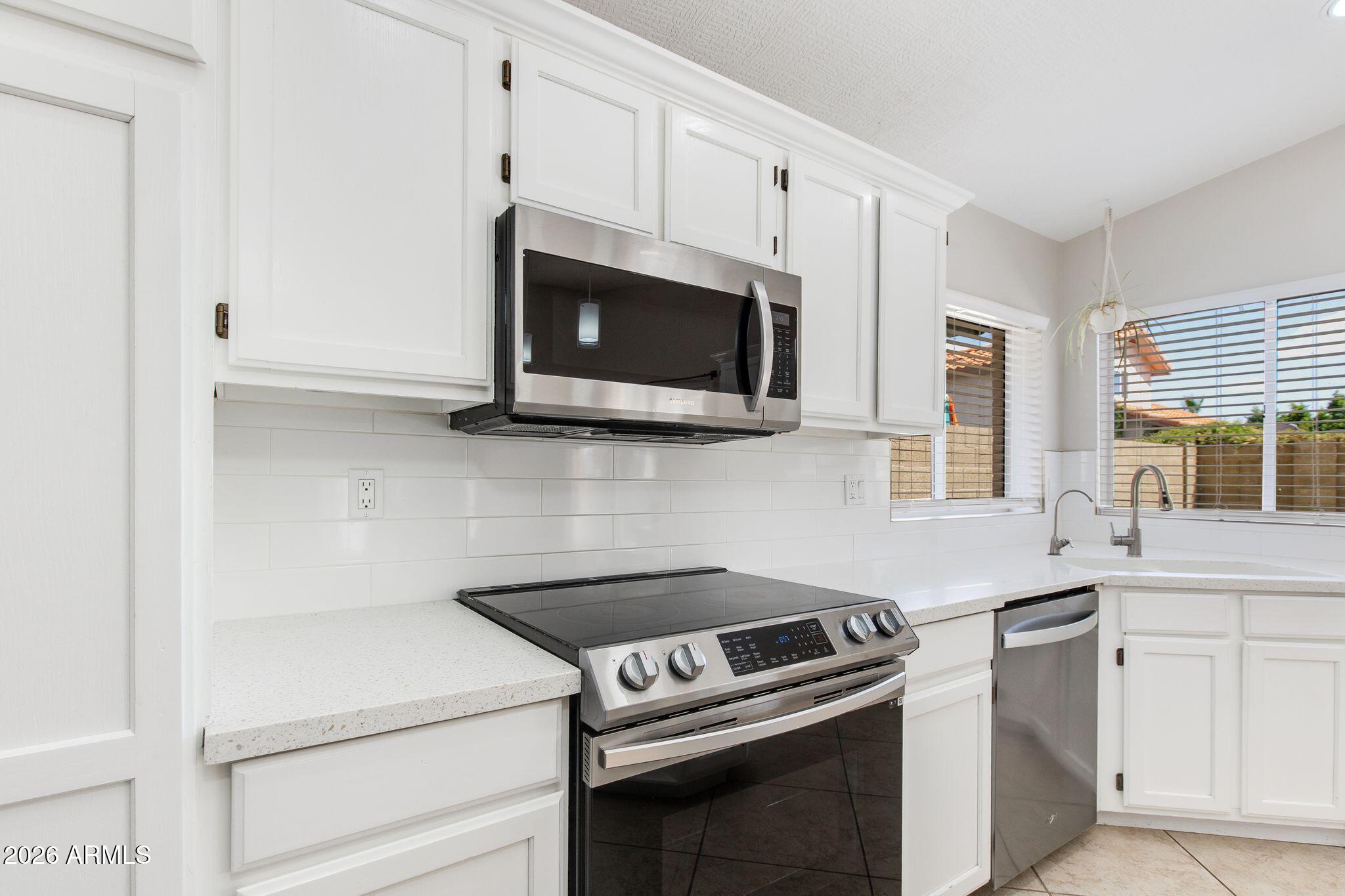 4041 W AVENIDA DEL SOL Avenue, Glendale, AZ 85310