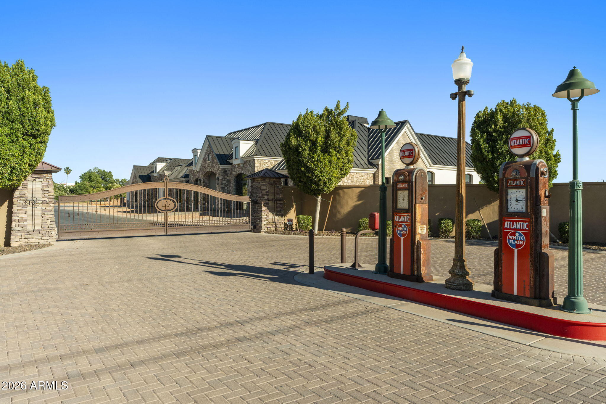 3623 E Mallory Circle, Mesa, AZ 85213