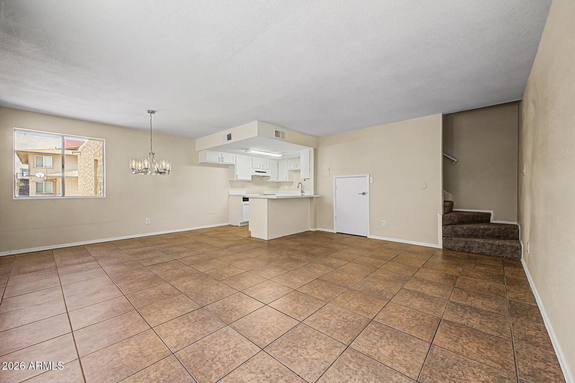 4750 E MORELAND Street, Phoenix, AZ 85008