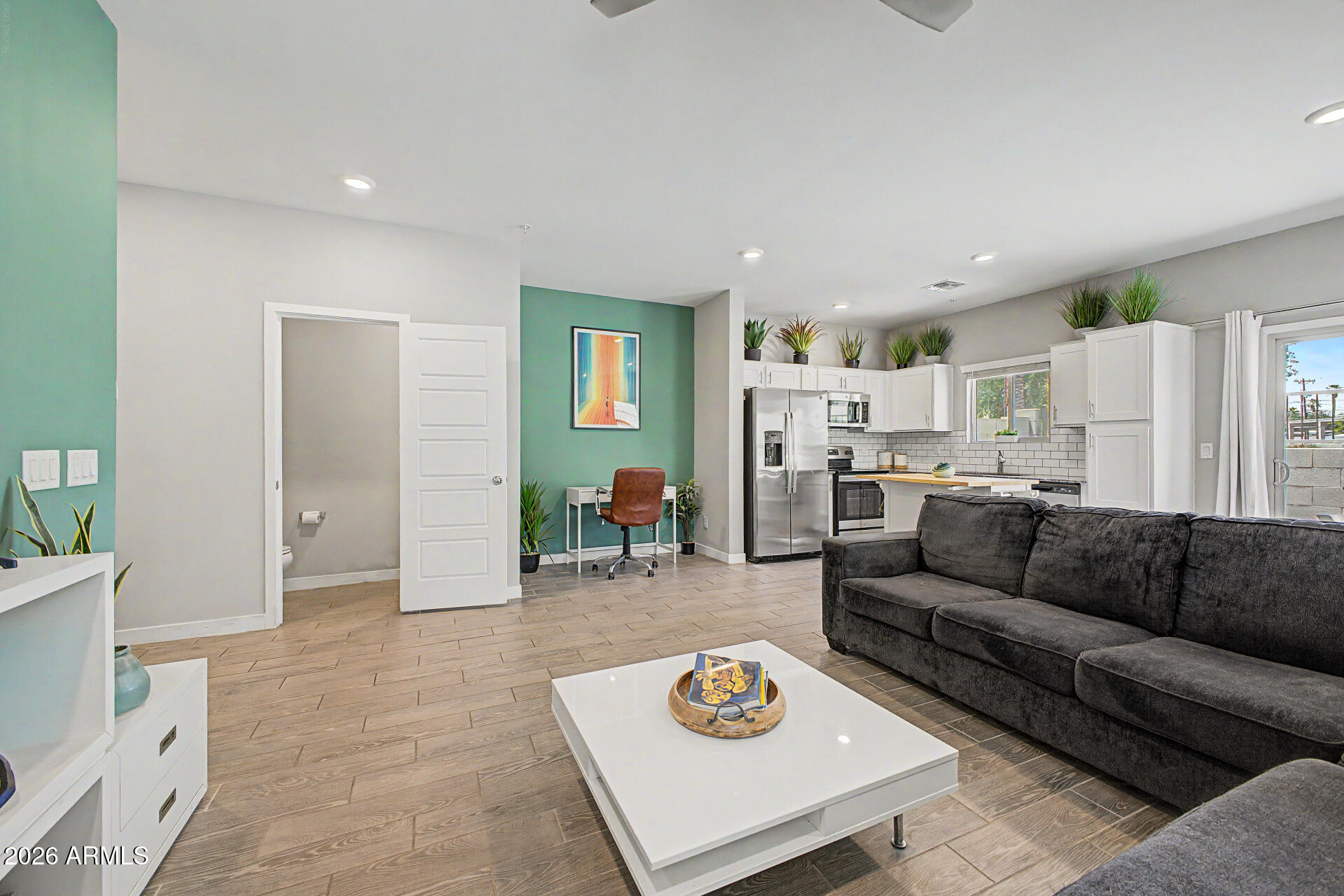 8342 N 22ND Lane N, Phoenix, AZ 85021