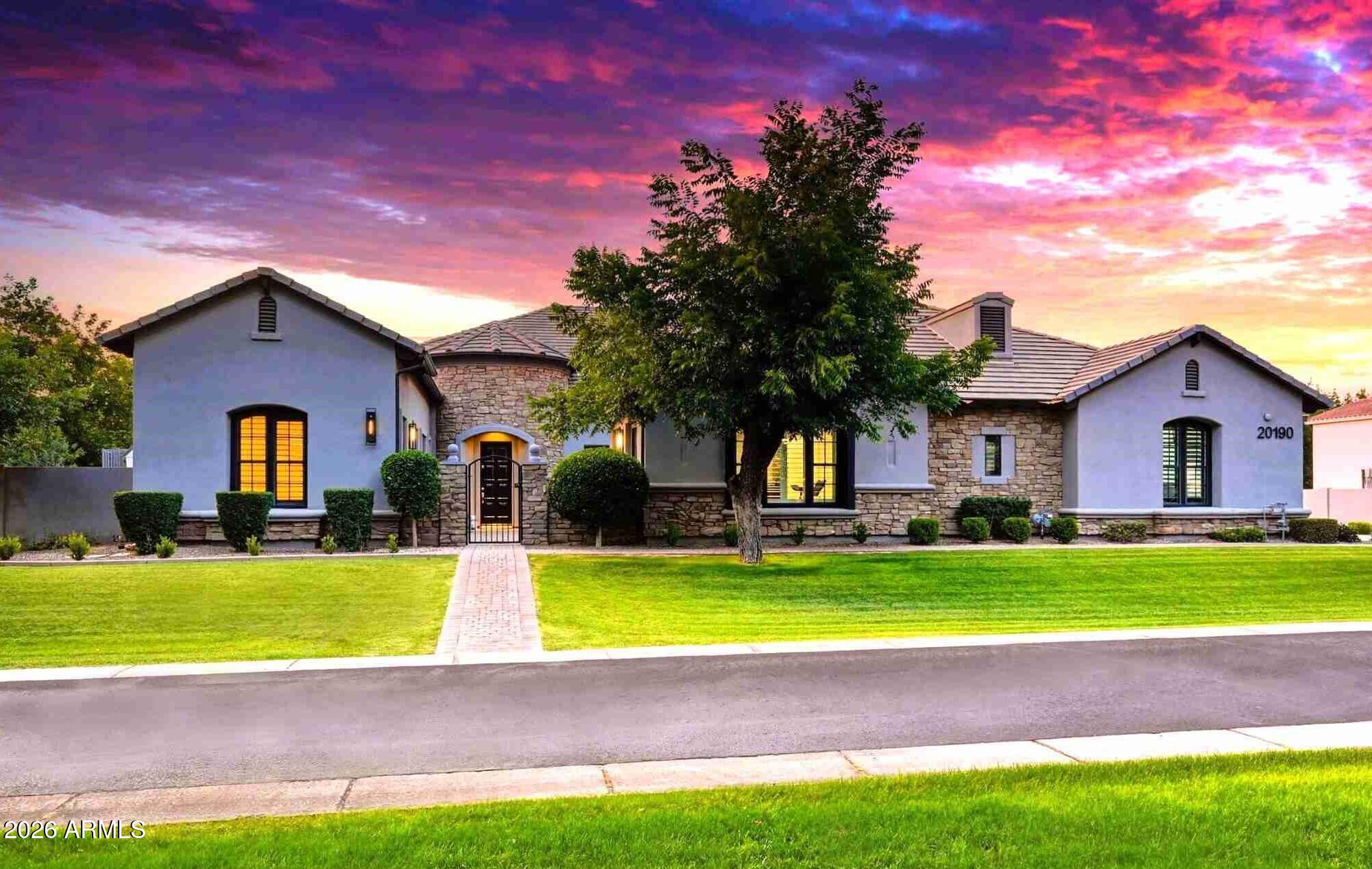 20190 E SUNSET Court, Queen Creek, AZ 85142