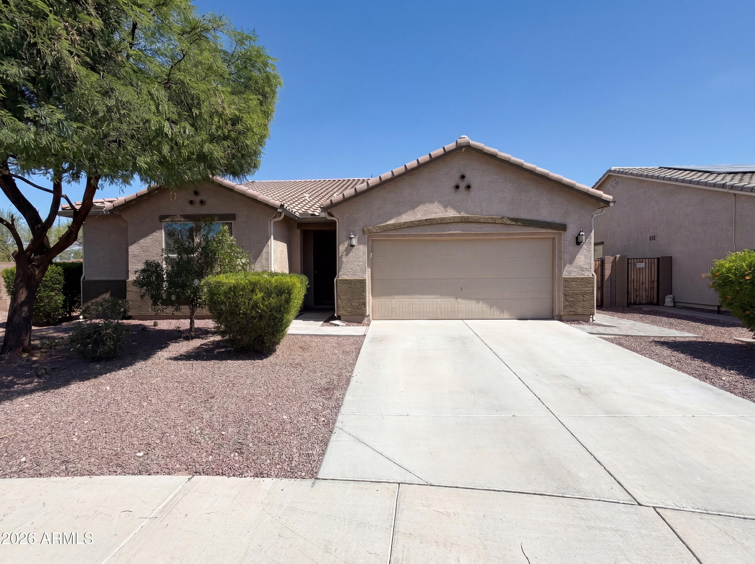 18840 W MERCER Lane, Surprise, AZ 85388