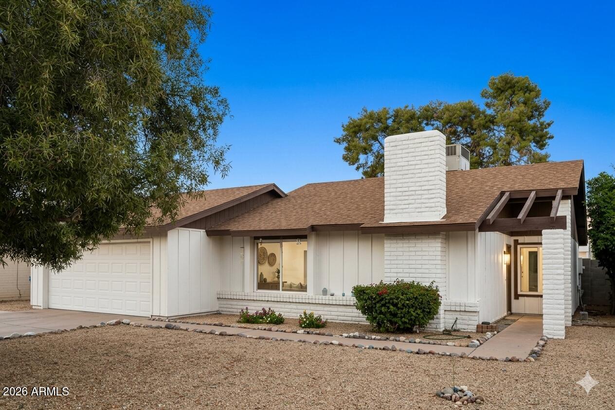2320 W WALTANN Lane, Phoenix, AZ 85023