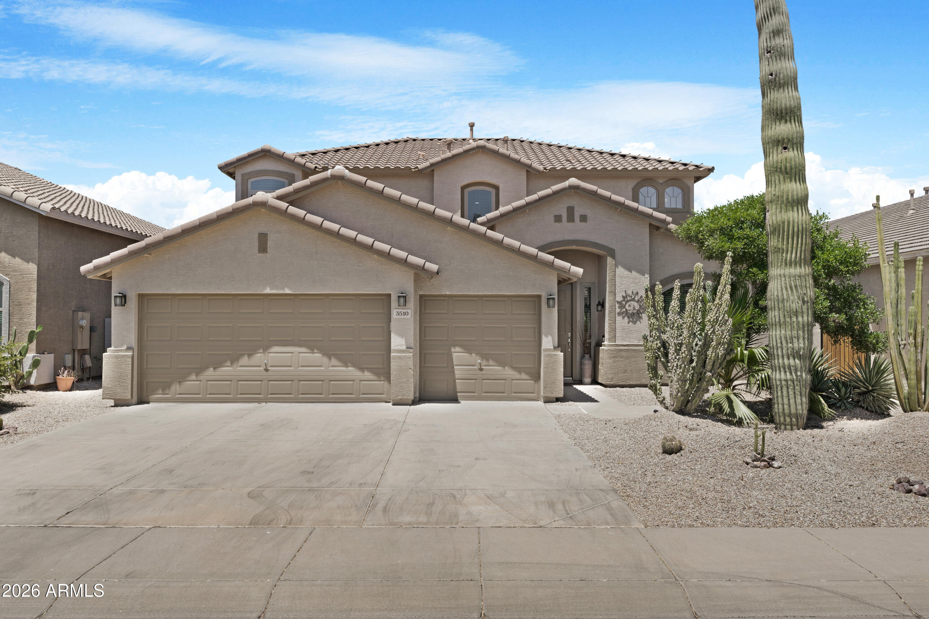 3510 W DANCER Lane, San Tan Valley, AZ 85144