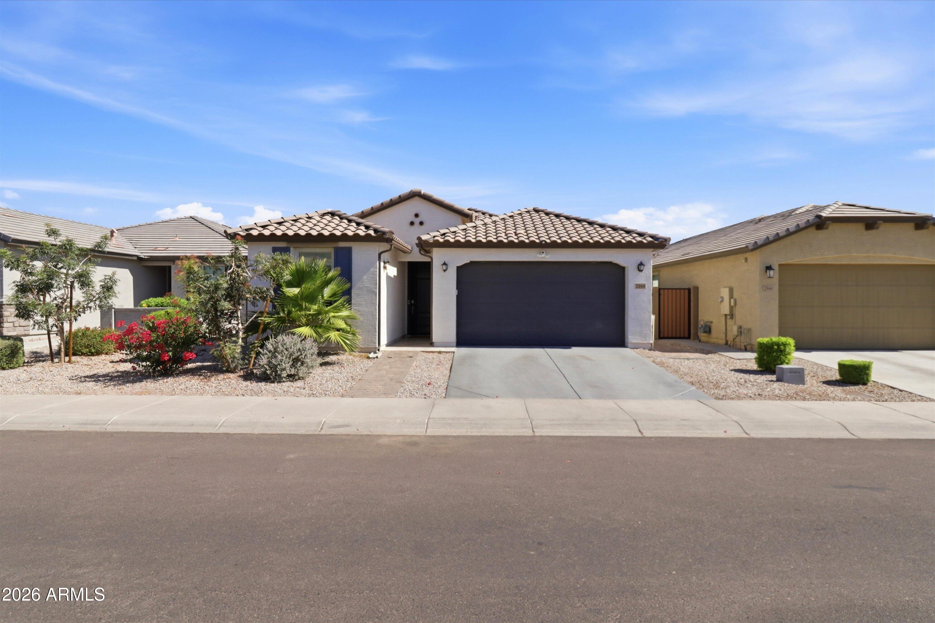 2544 W HIDALGO Avenue, Phoenix, AZ 85041