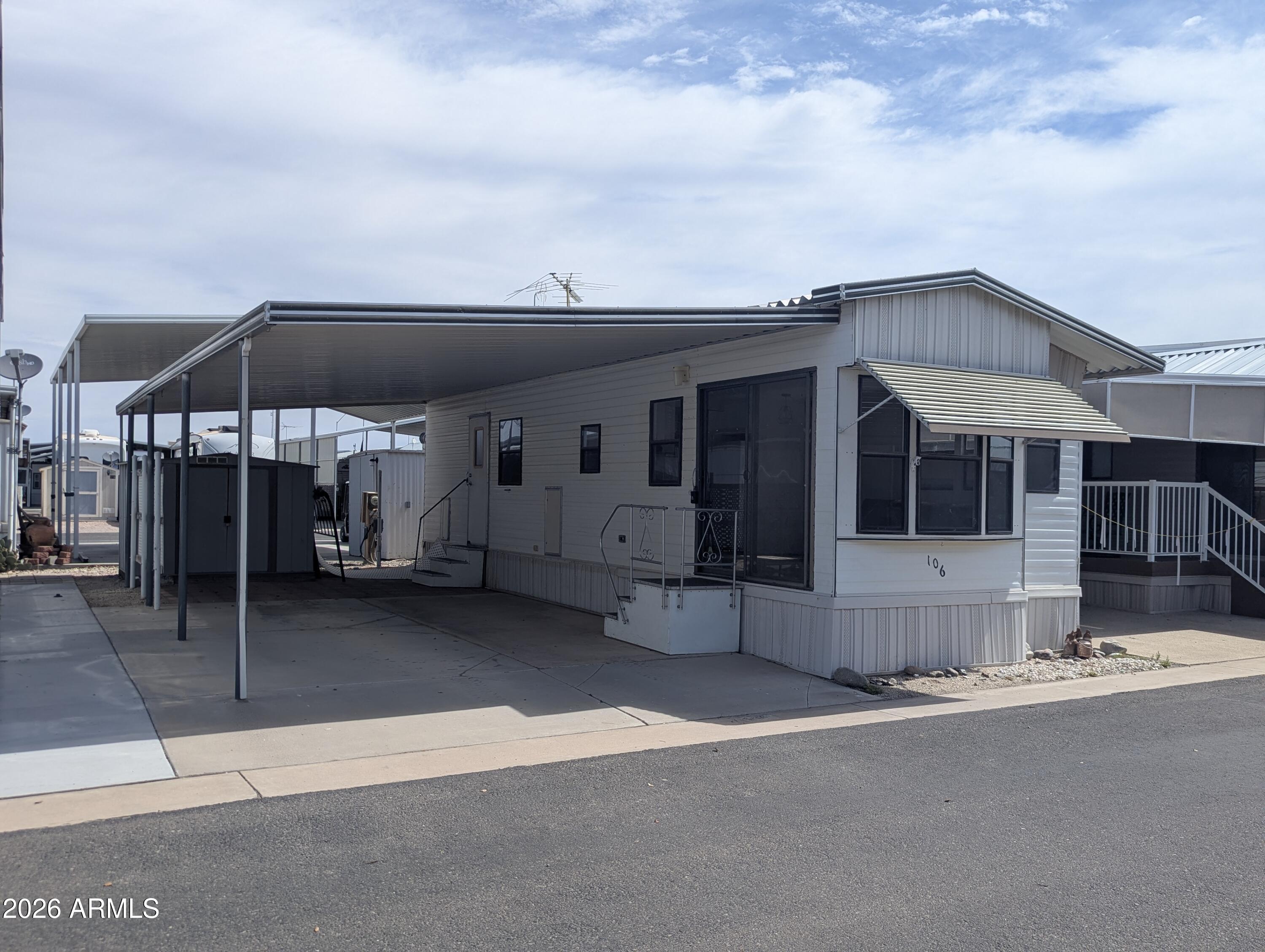 106 E HEDGE Drive, Florence, AZ 85132