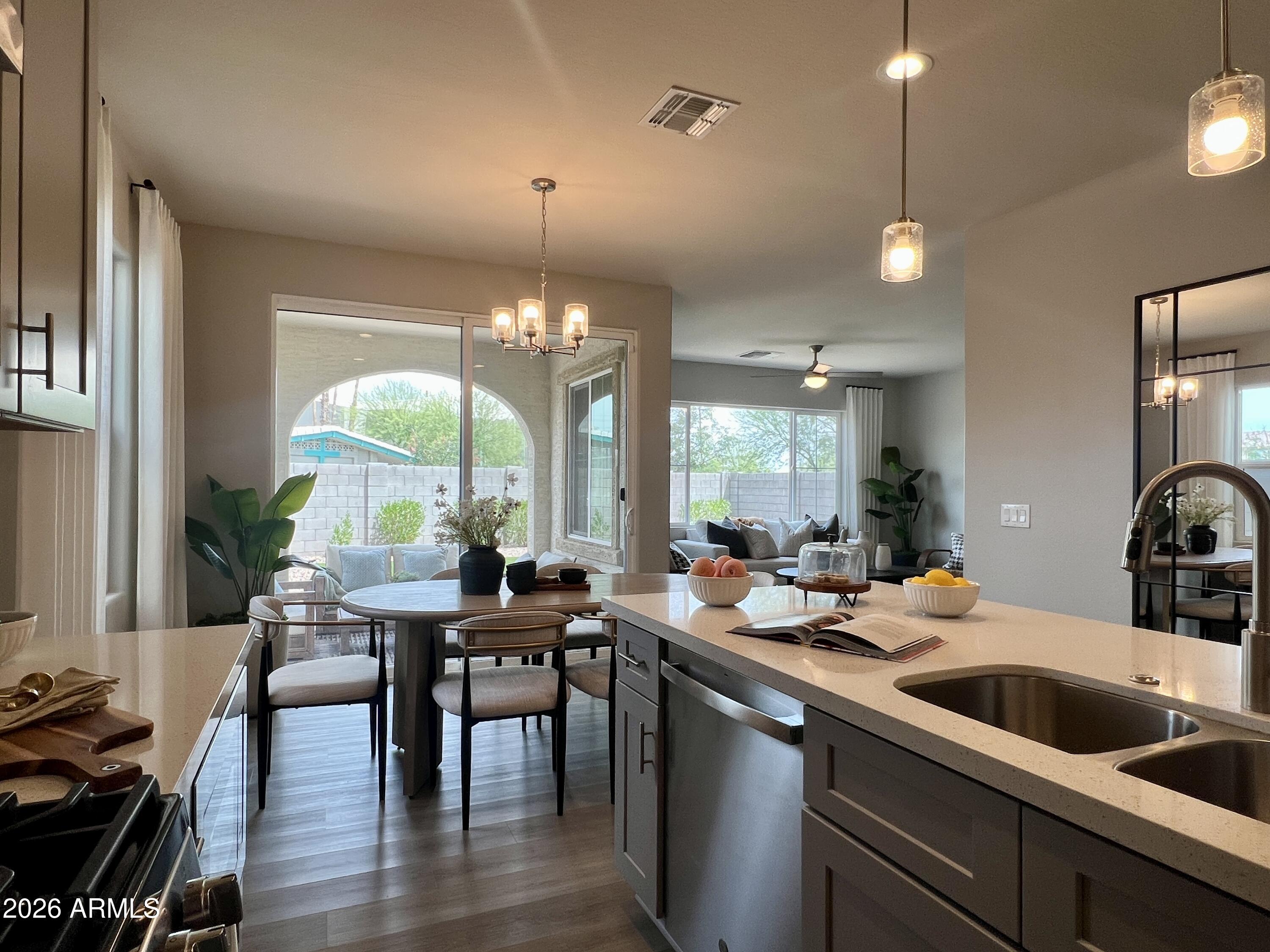 1514 W SIERRA VISTA Drive, Phoenix, AZ 85015