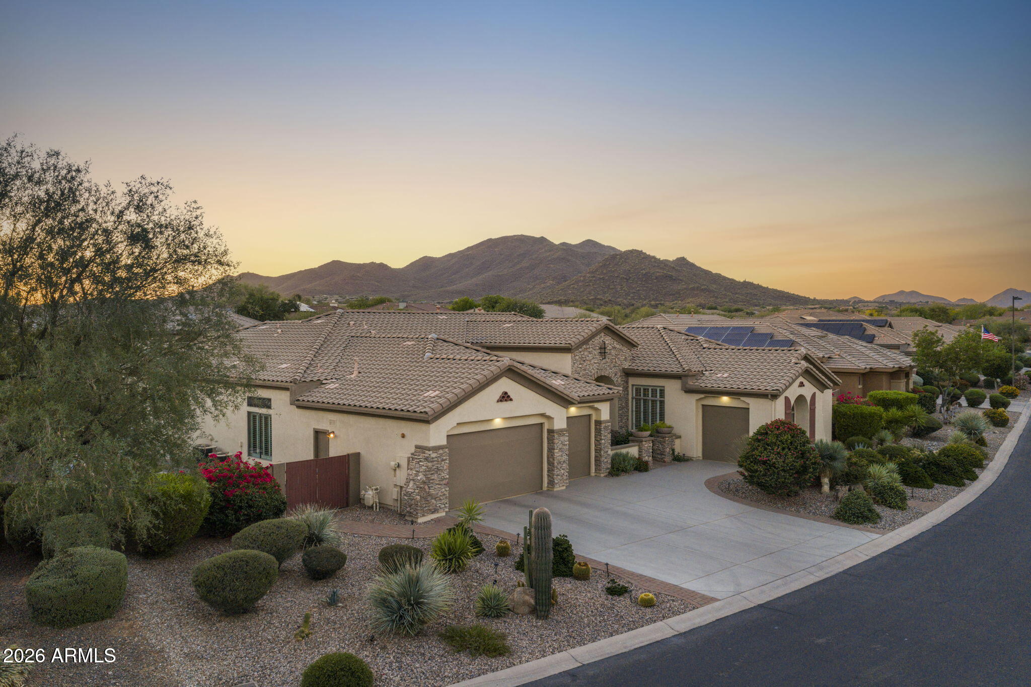 40704 N CLUB POINTE Drive, Anthem, AZ 85086