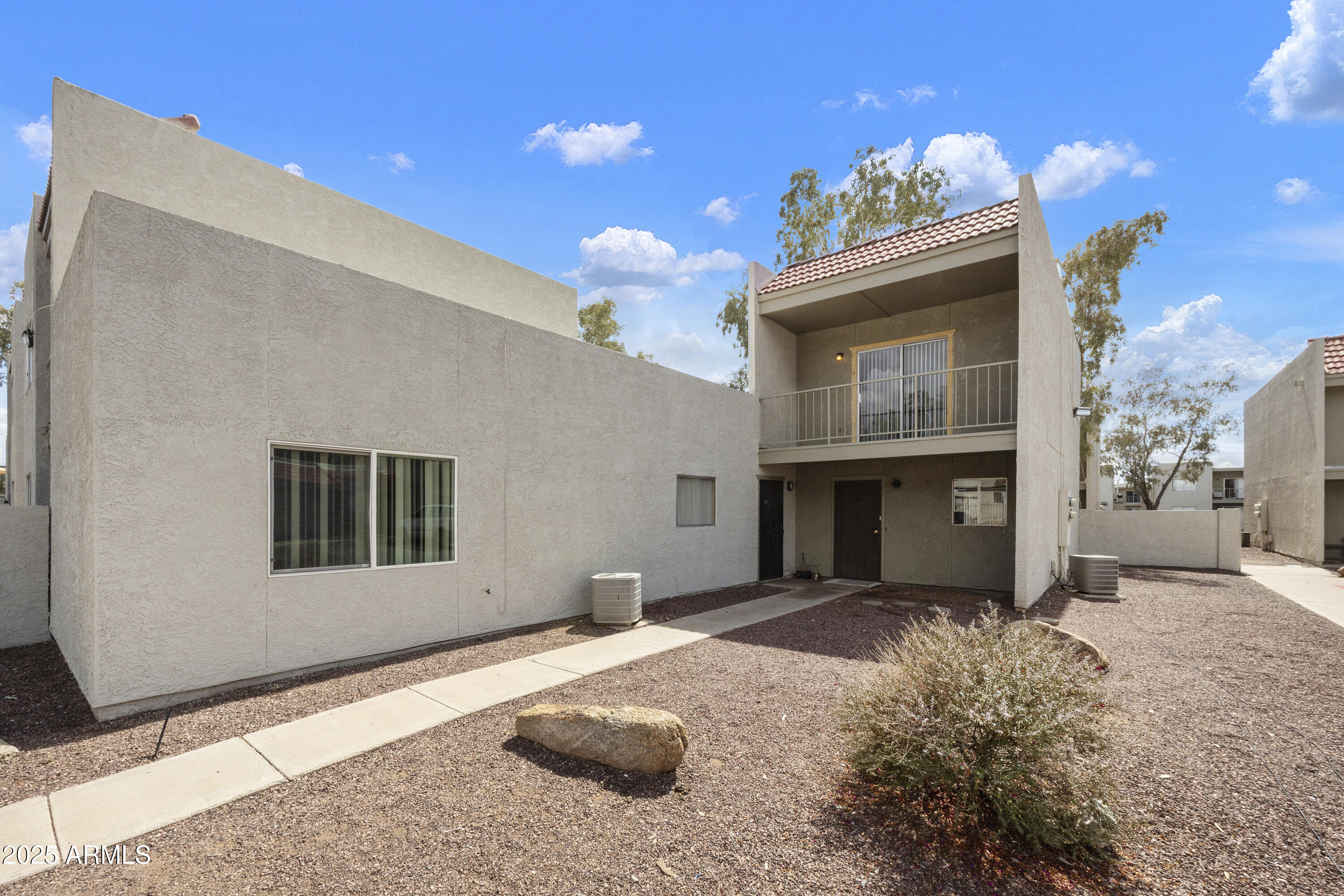 2837 E MARCONI Avenue, Phoenix, AZ 85032