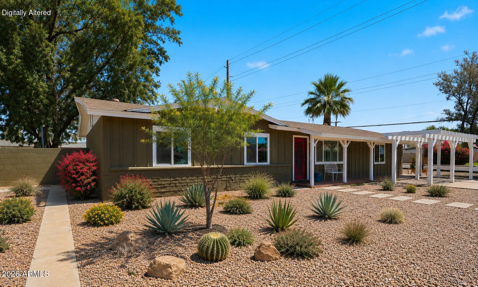 2302 W BERRIDGE Lane, Phoenix, AZ 85015