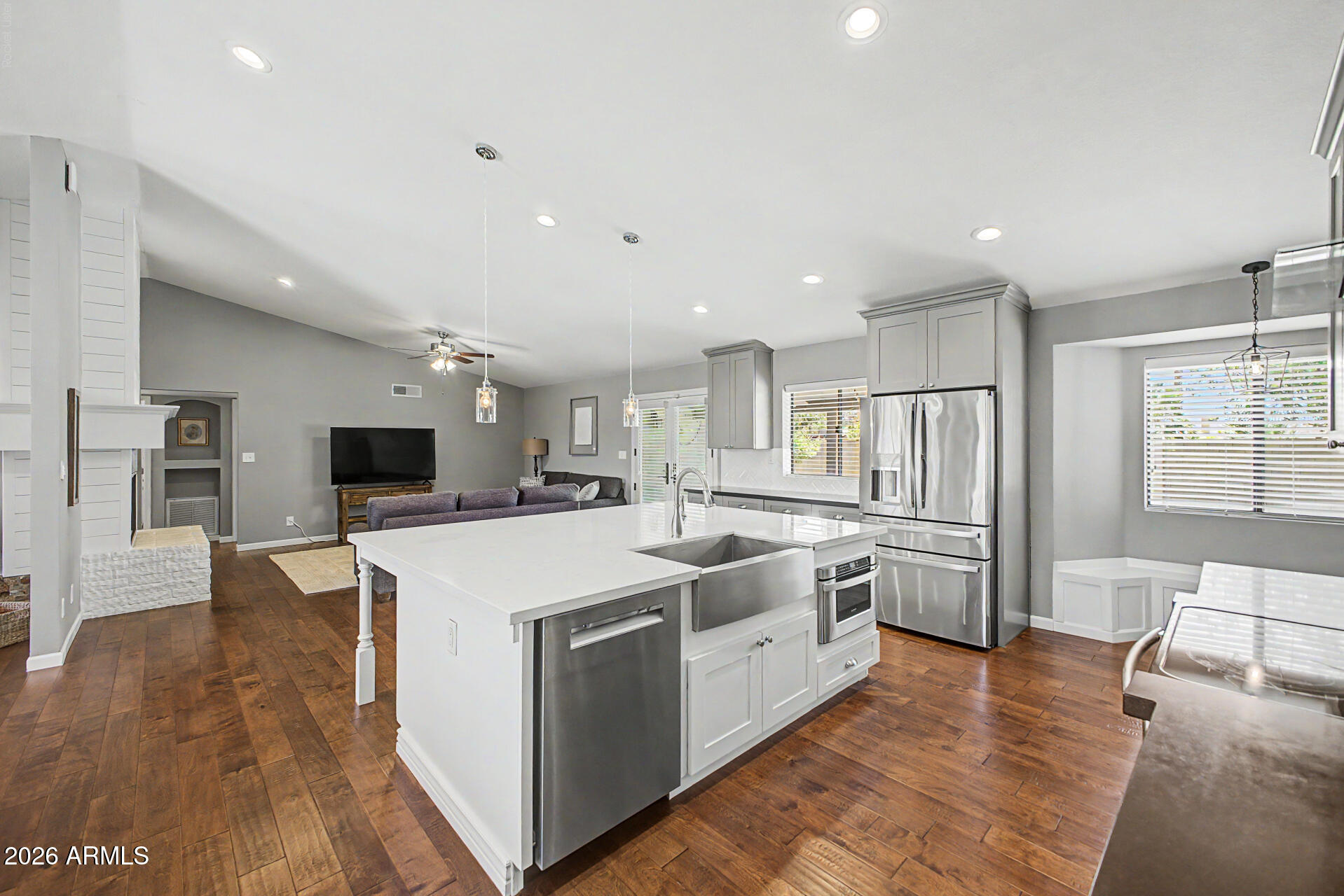 5725 E NISBET Road, Scottsdale, AZ 85254