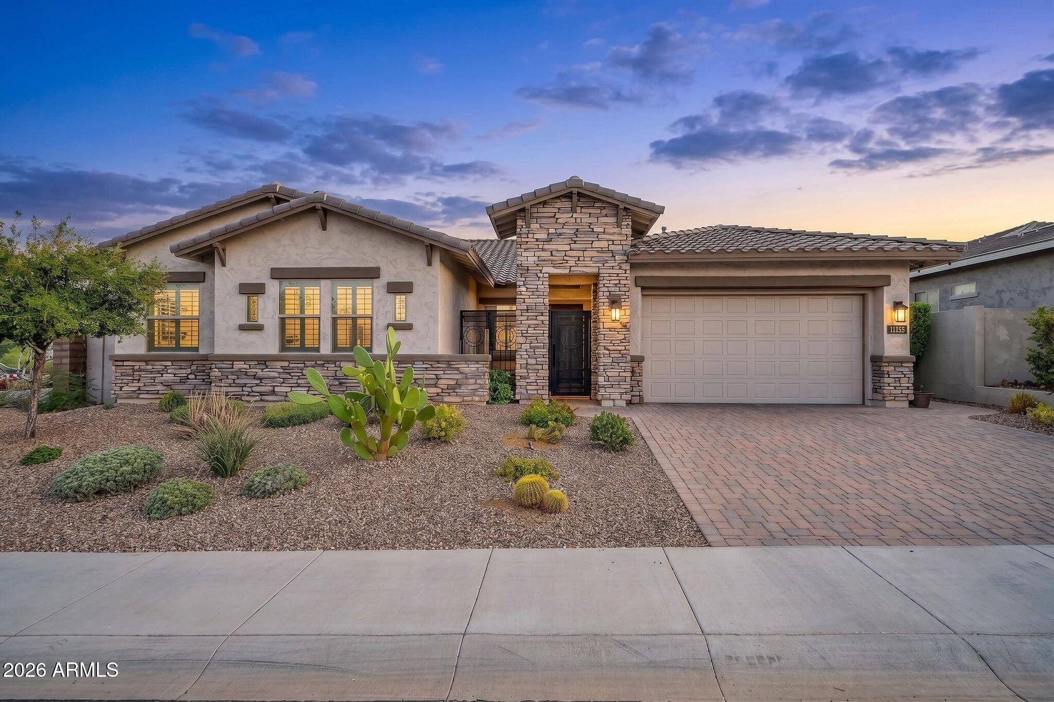 11613 W TENAZA Drive, Peoria, AZ 85383