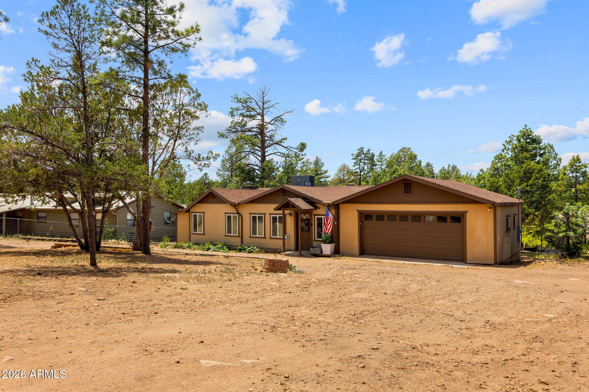 3384 Turkey Run, Overgaard, AZ 85933