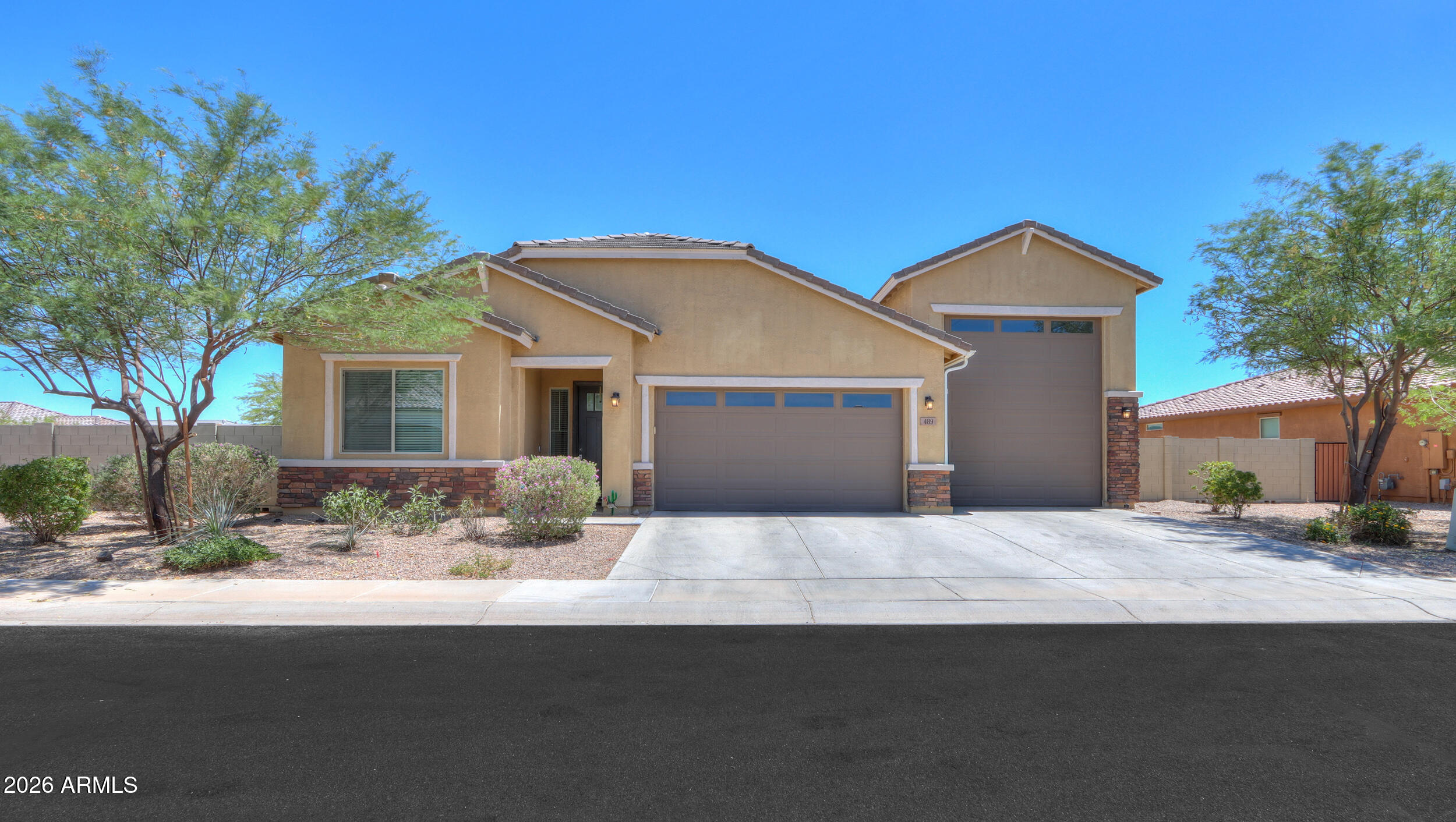 489 E EMERALD Drive, Casa Grande, AZ 85122