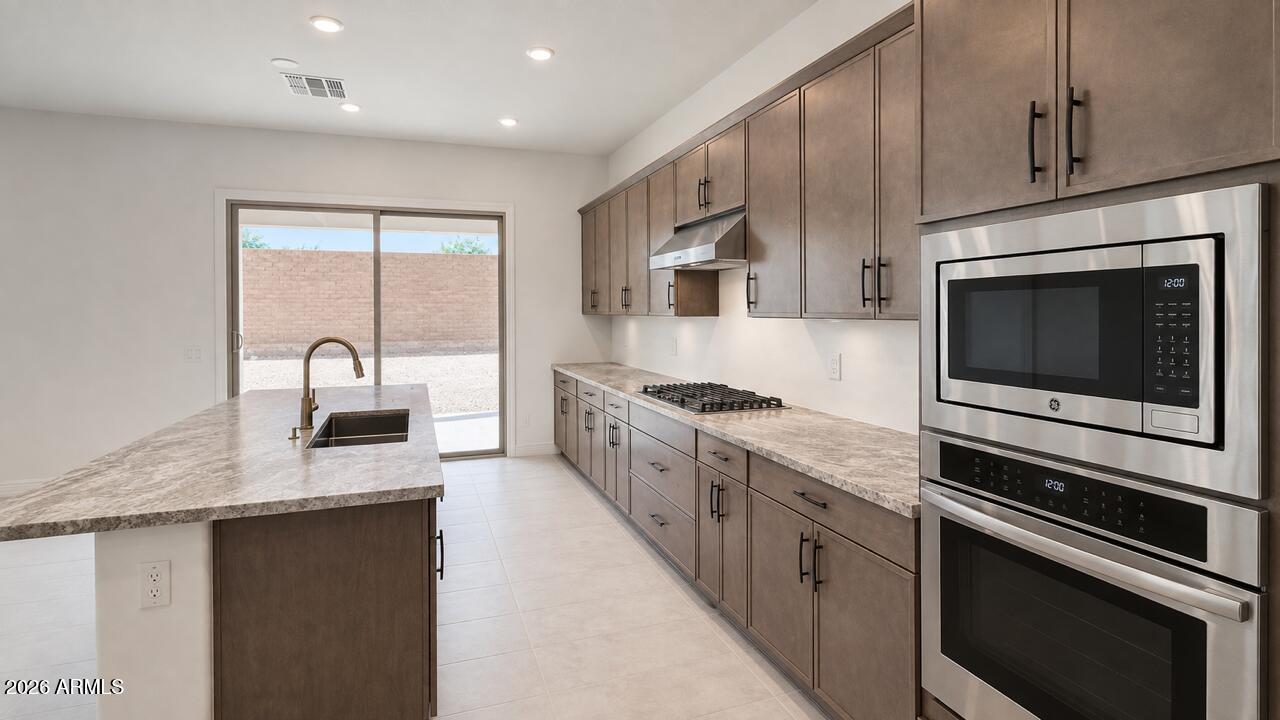 18522 W CATHEDRAL ROCK Drive, Goodyear, AZ 85338