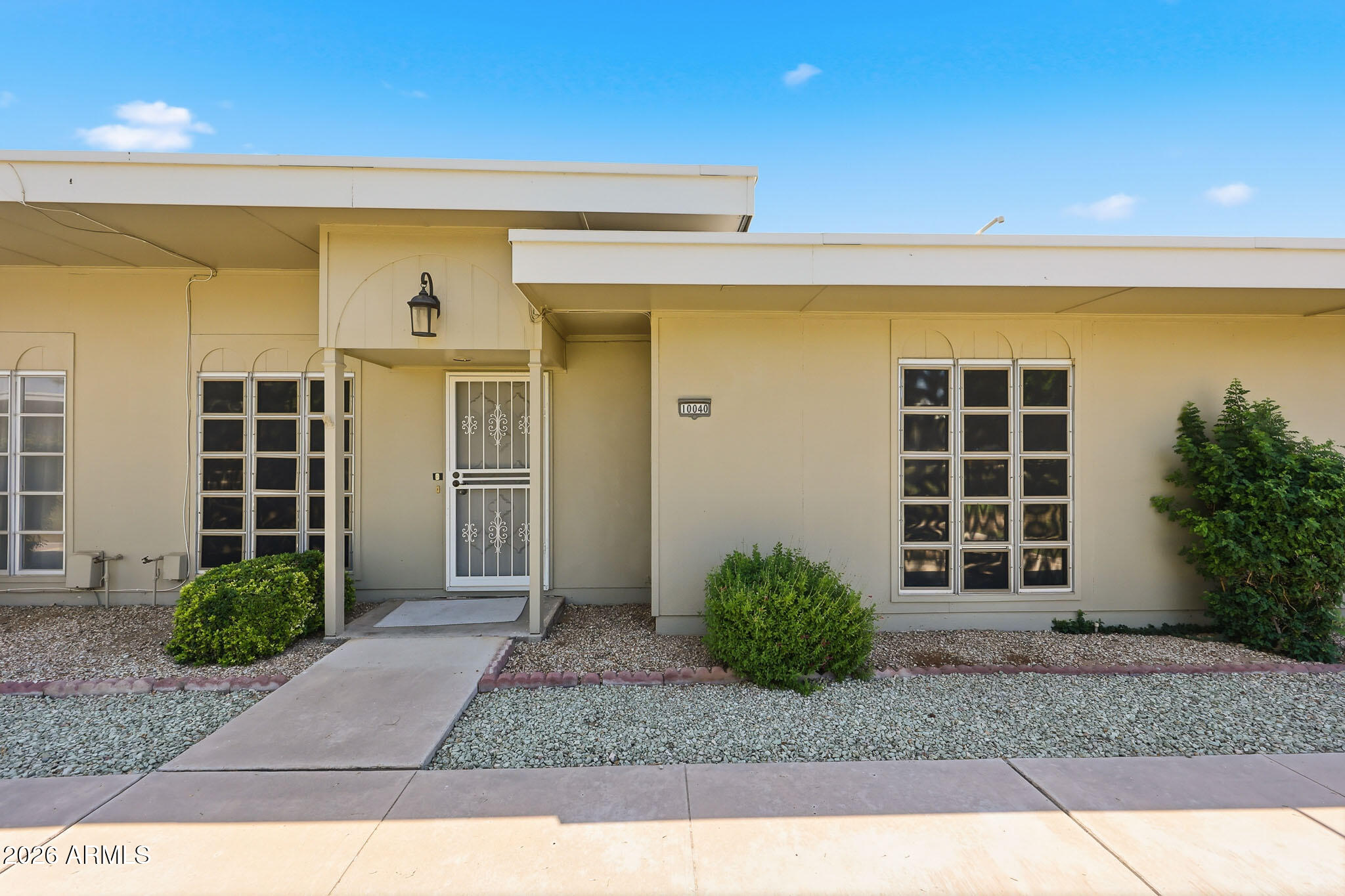 10040 W LANCASTER Drive, Sun City, AZ 85351