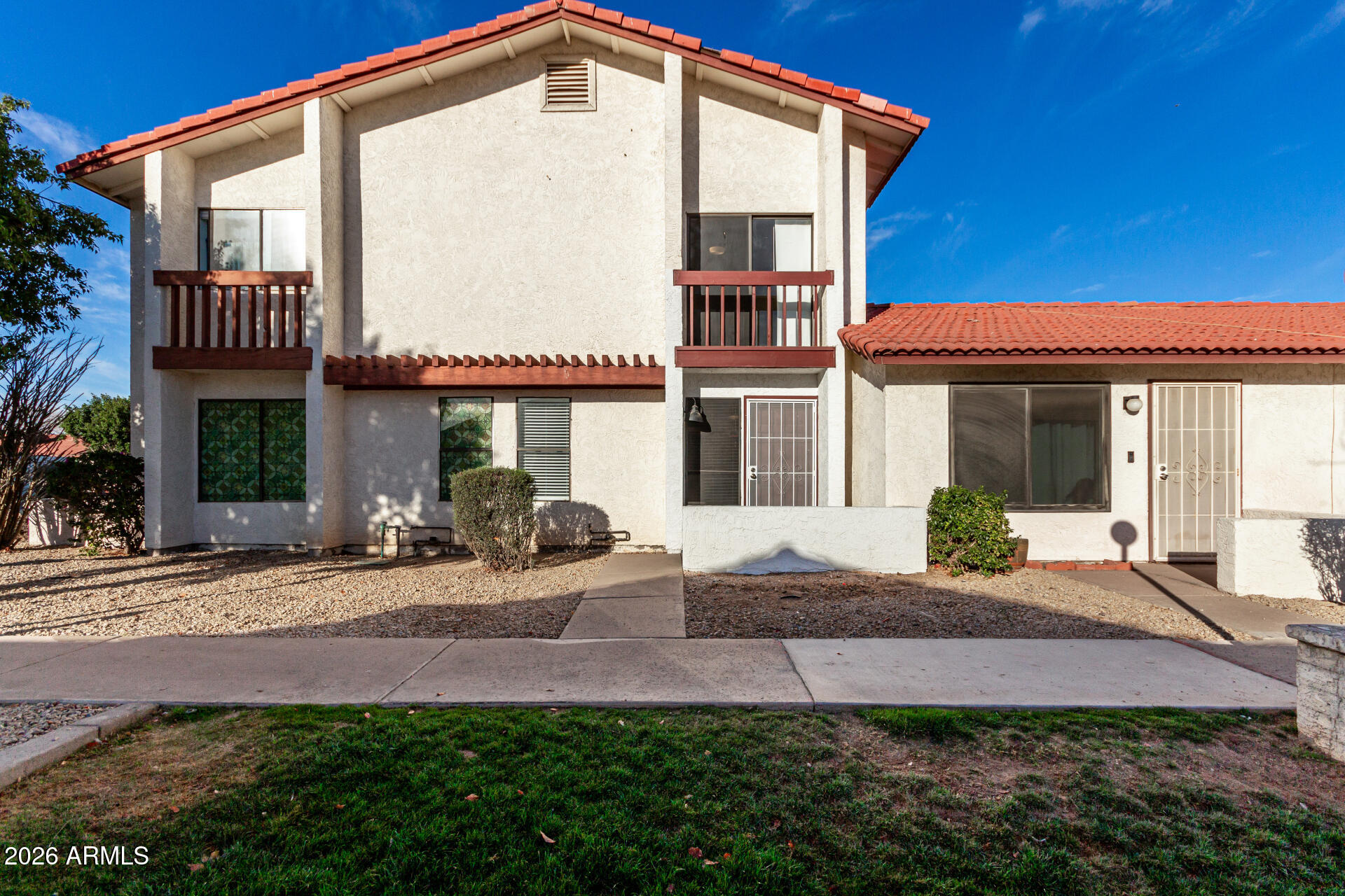2842 E BECK Lane 2, Phoenix, AZ 85032