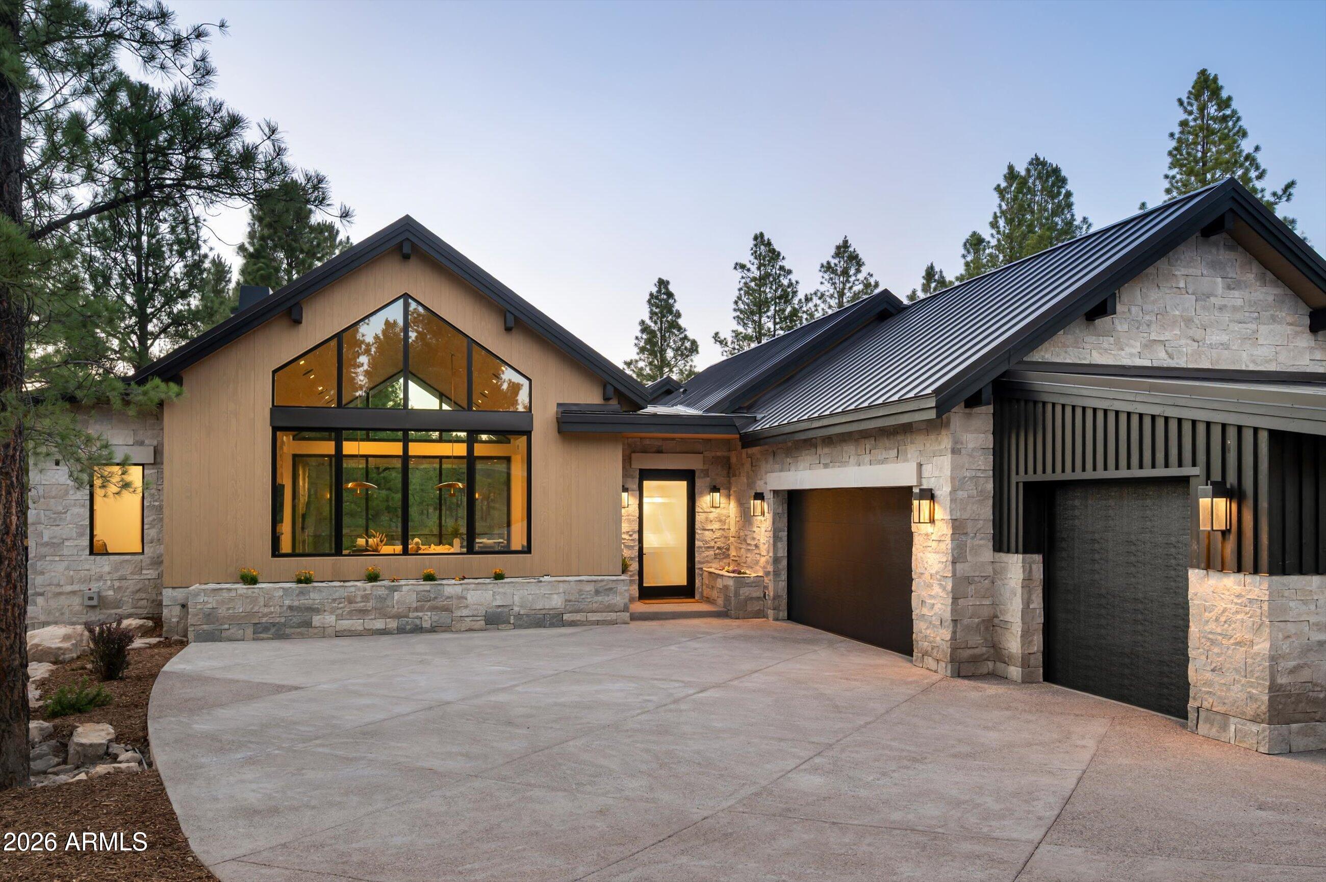 2911 S SOLITAIRES CANYON Drive, Flagstaff, AZ 86005