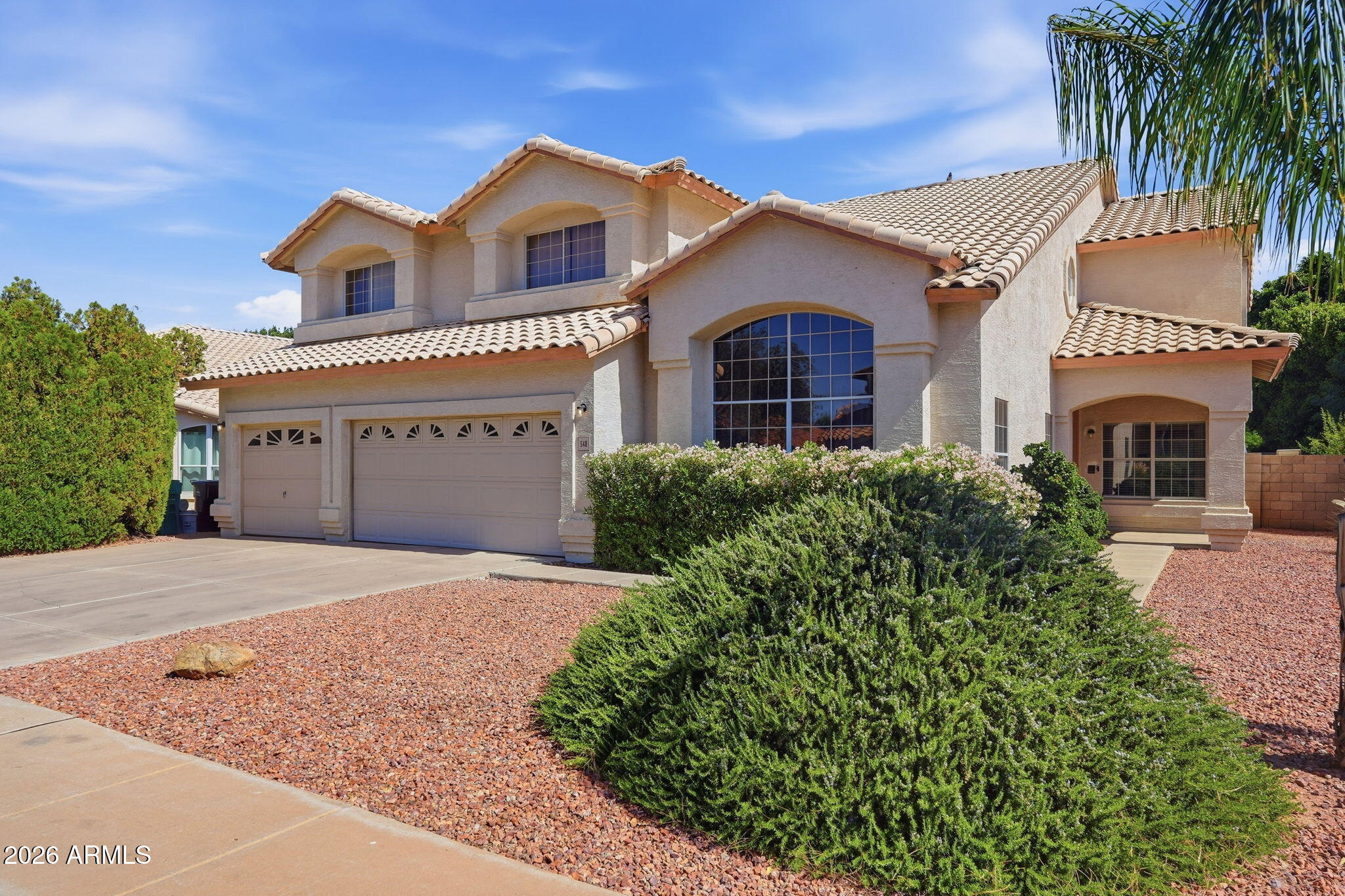 548 W MENDOZA Avenue, Mesa, AZ 85210