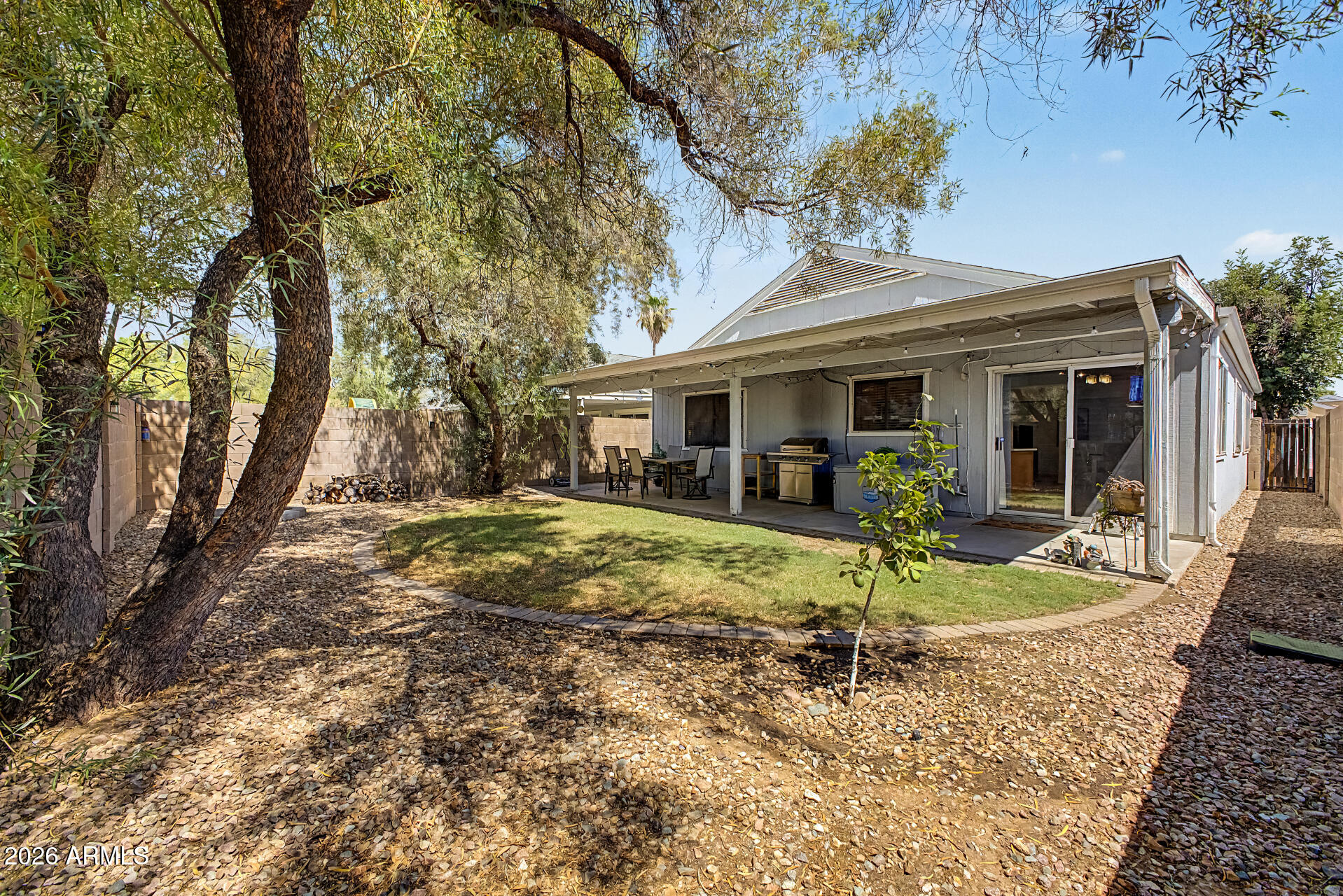2863 W MURIEL Drive, Phoenix, AZ 85053