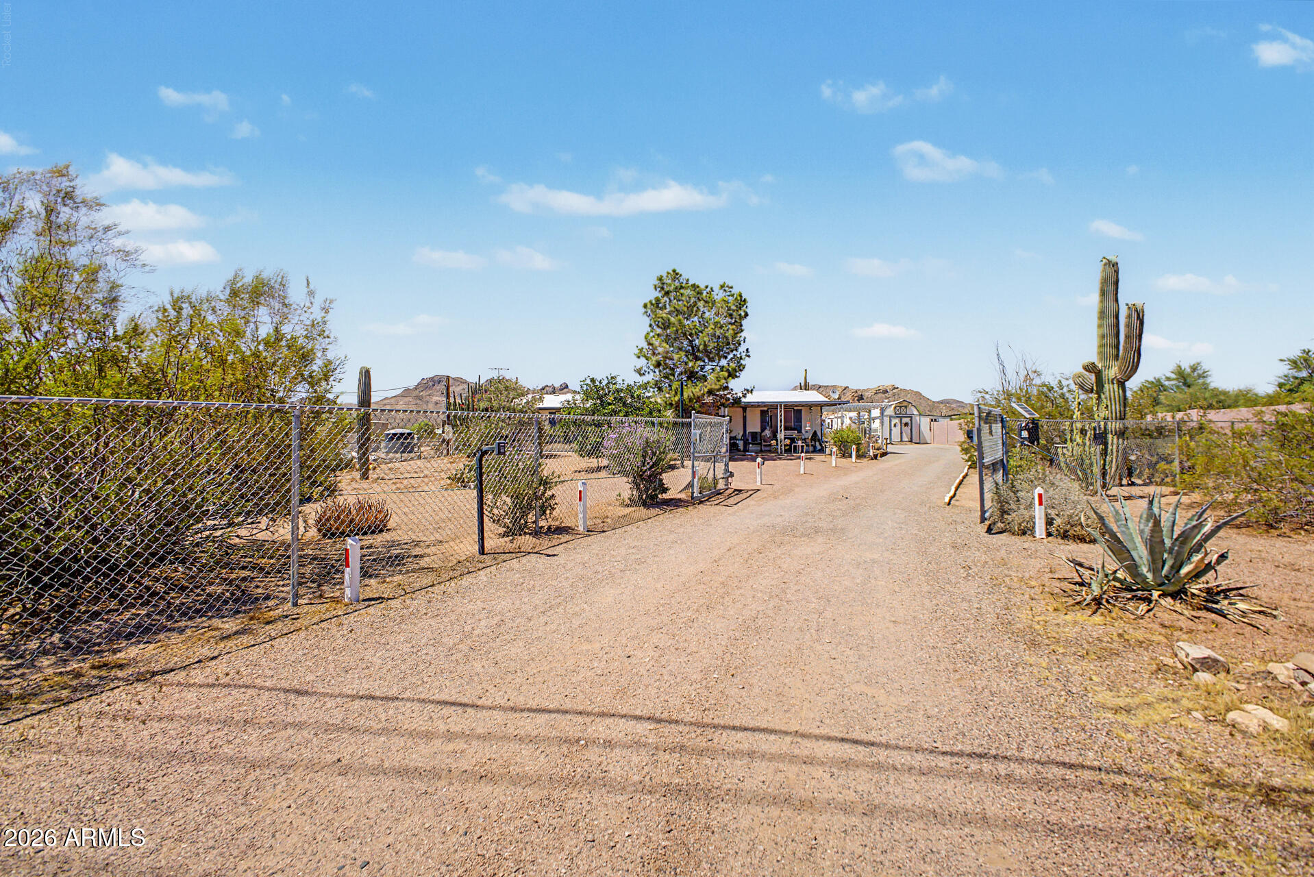 146 W McKellips Boulevard, Apache Junction, AZ 85120