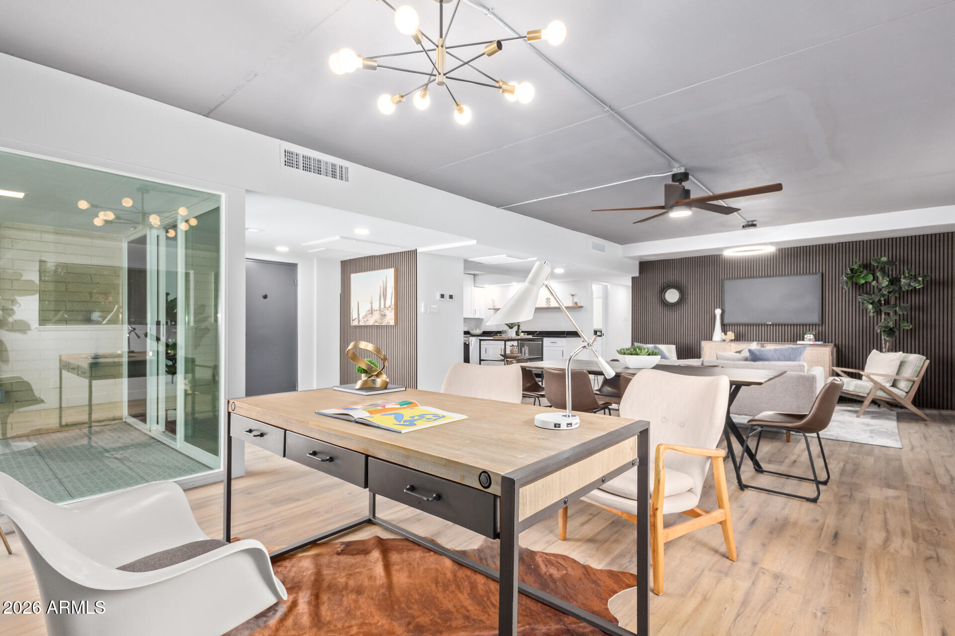 351 E THOMAS Road D208, Phoenix, AZ 85012