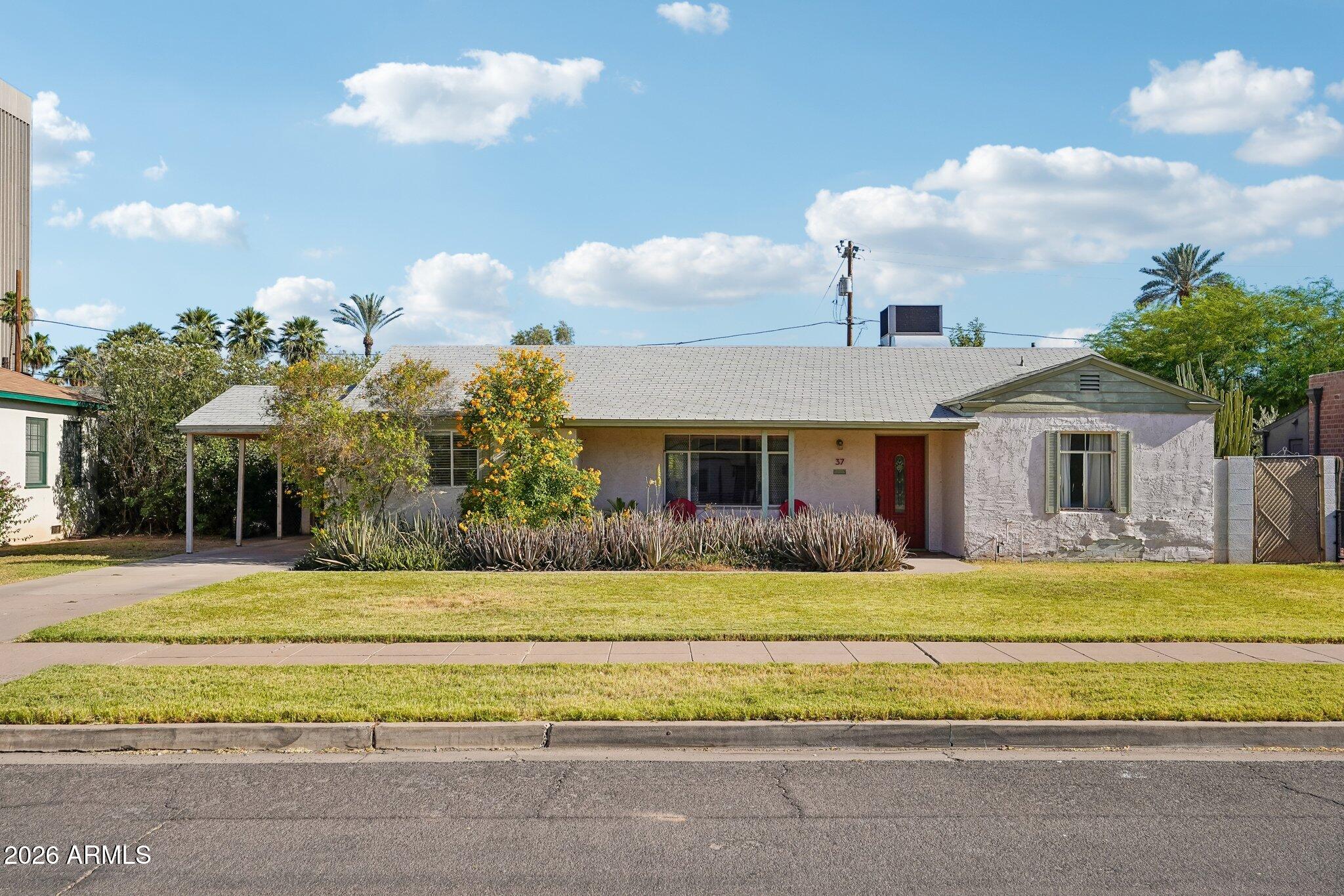 37 W EDGEMONT Avenue, Phoenix, AZ 85003