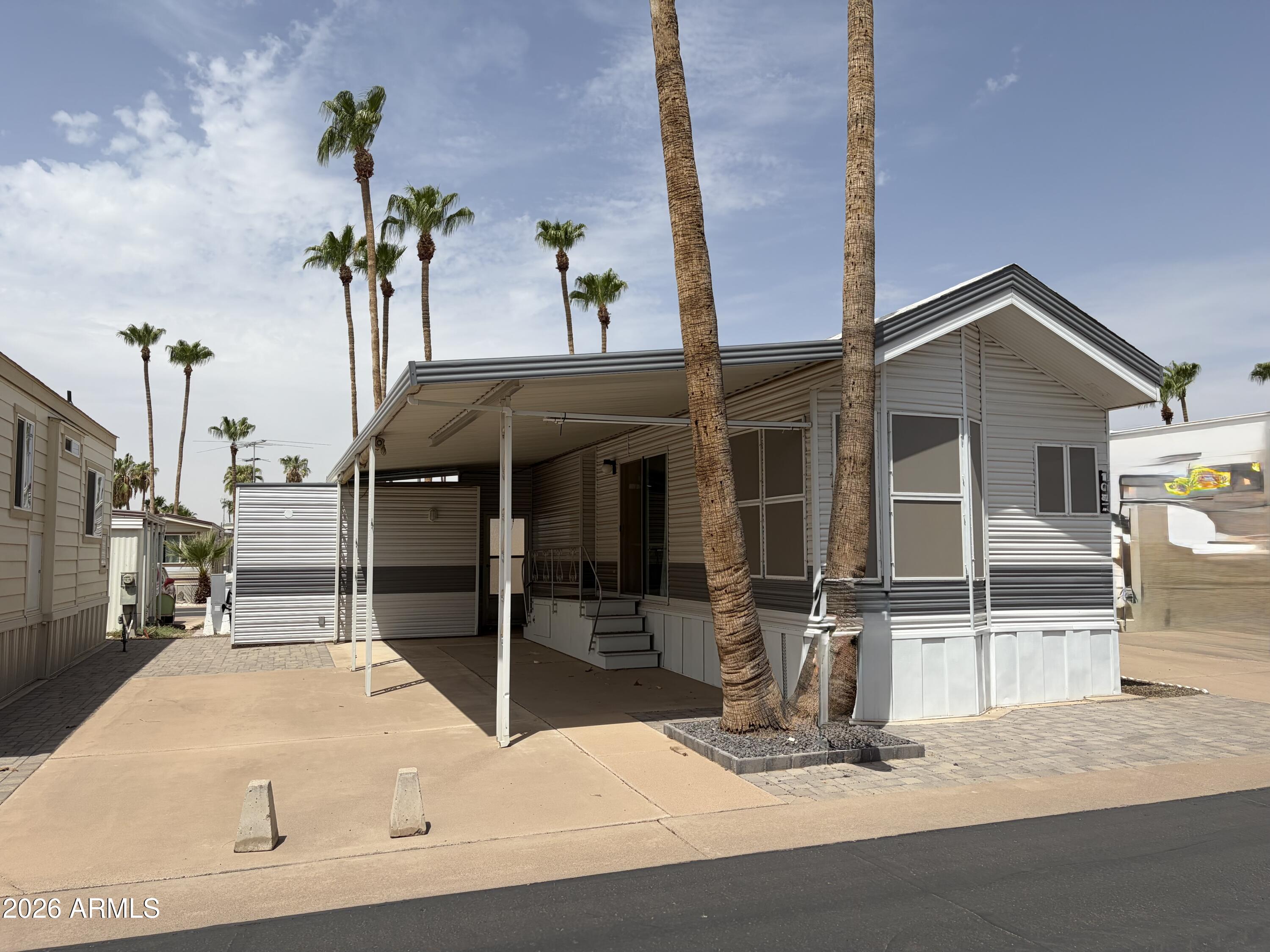 1087 S SHOSHONE Drive 87, Apache Junction, AZ 85119