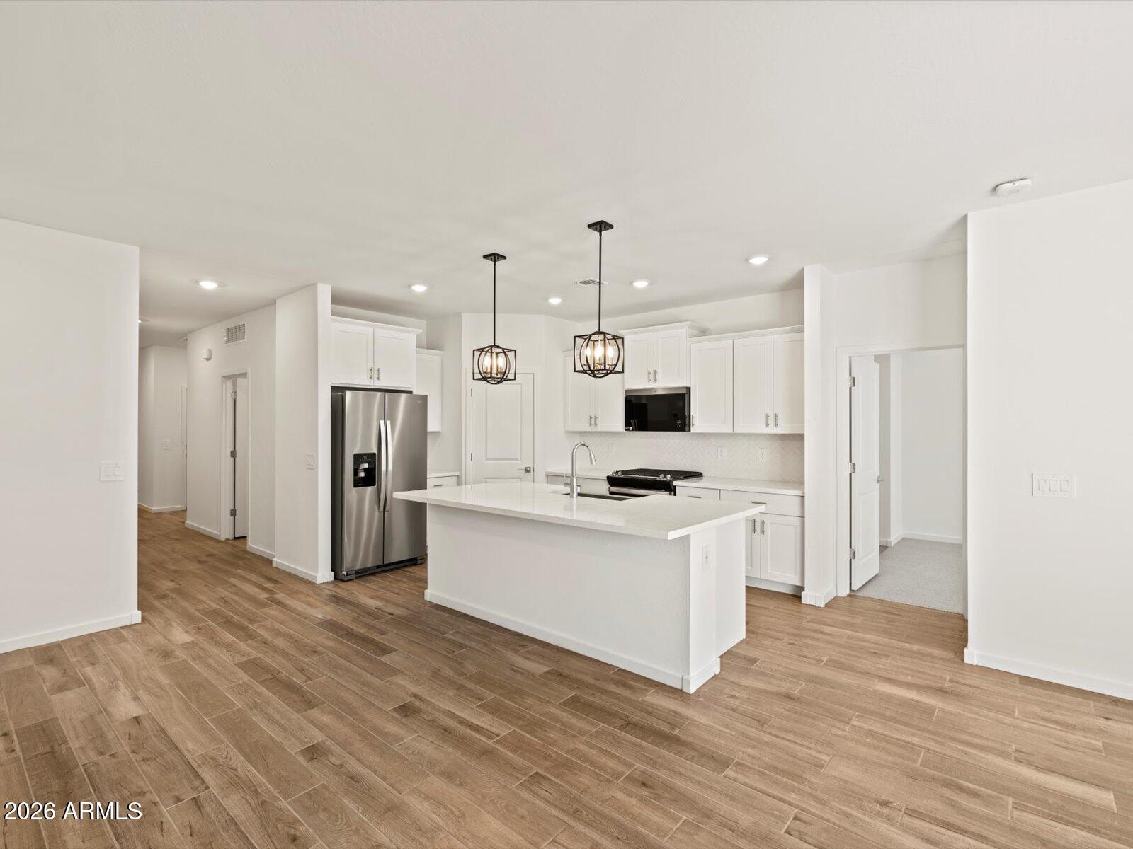15811 W COTTONTAIL Lane, Surprise, AZ 85387