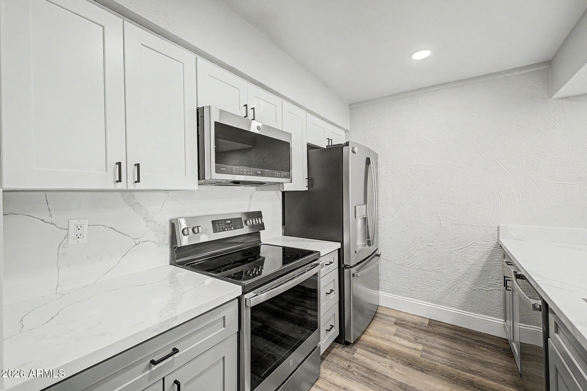 3314 N 68TH Street N 211, Scottsdale, AZ 85251
