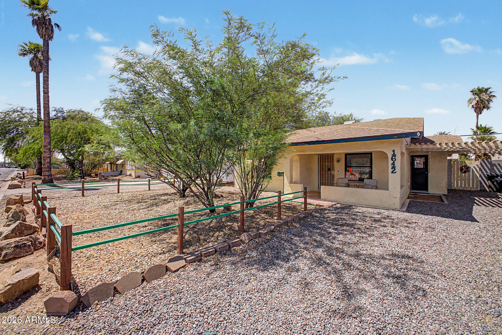 1642 E GLENROSA Avenue, Phoenix, AZ 85016