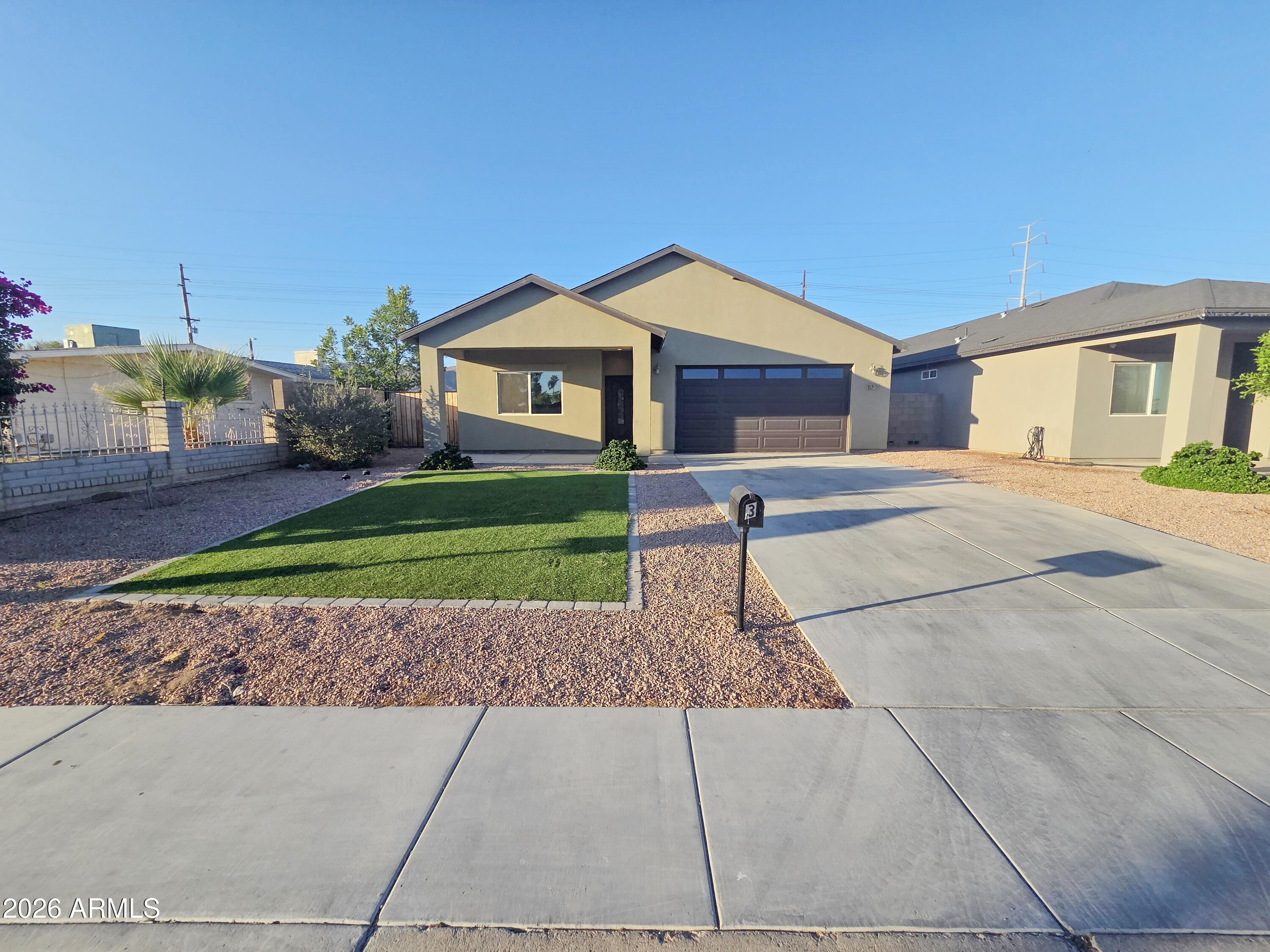 913 E FREMONT Road 3, Phoenix, AZ 85042