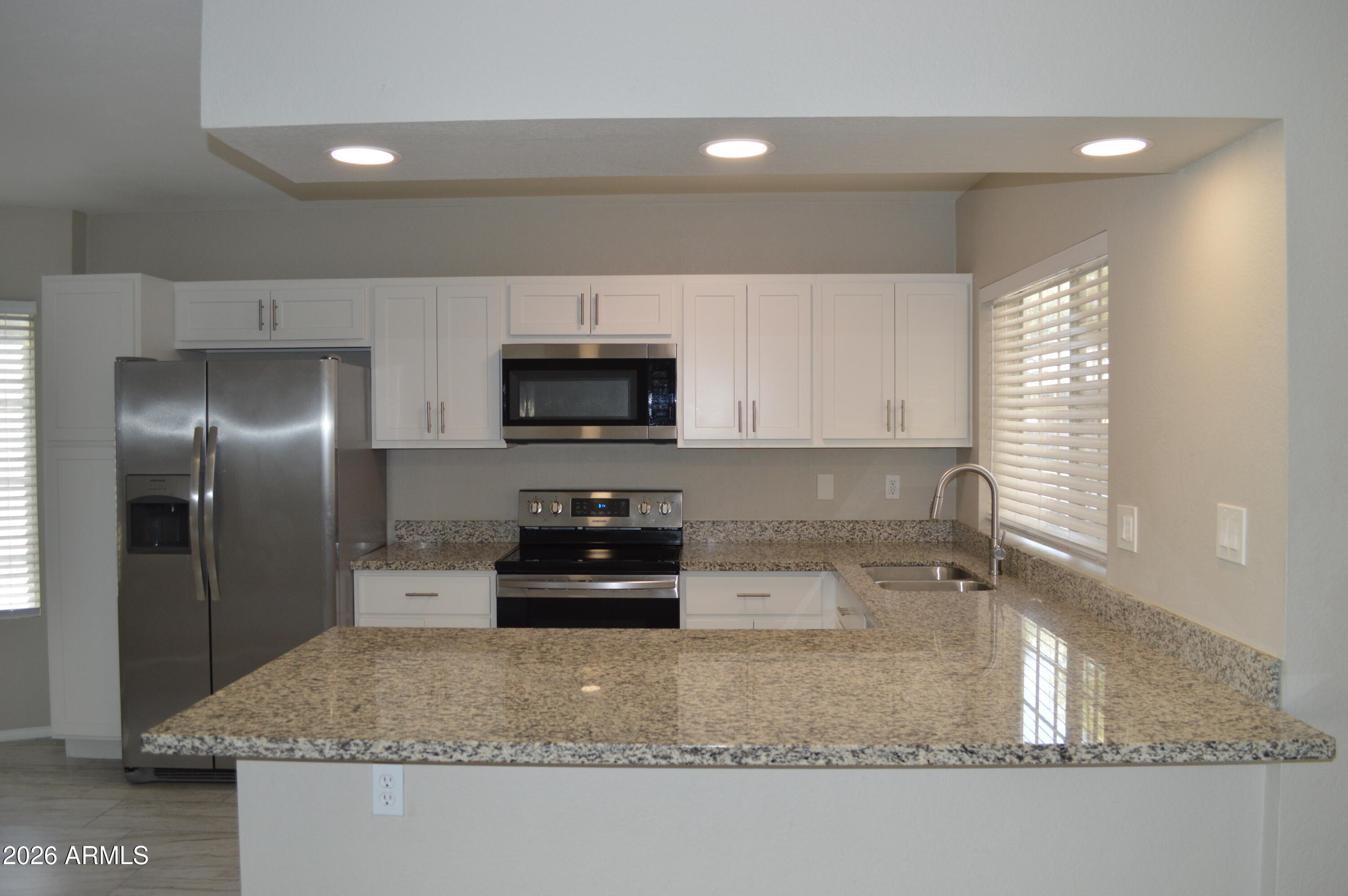 2910 W MARCONI Avenue 113, Phoenix, AZ 85053