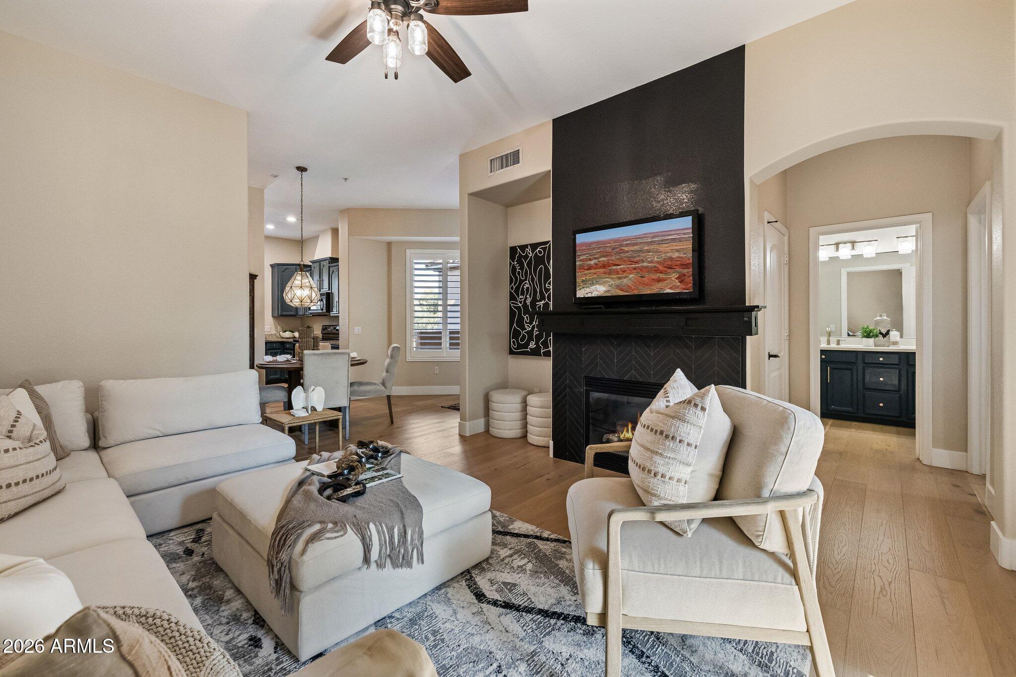 7027 N SCOTTSDALE Road 214, Paradise Valley, AZ 85253