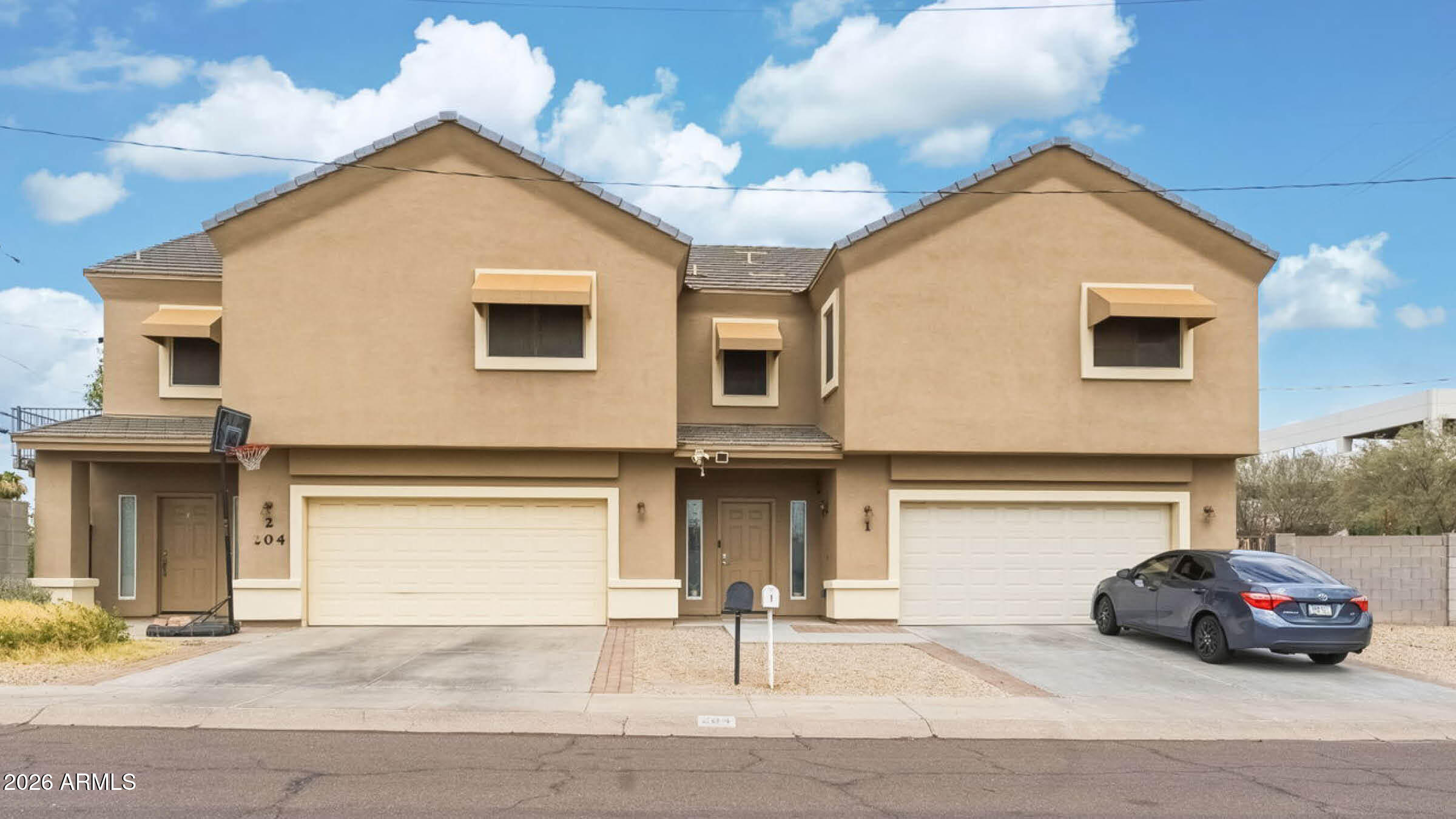 204 E Hatcher Road, Phoenix, AZ 85020