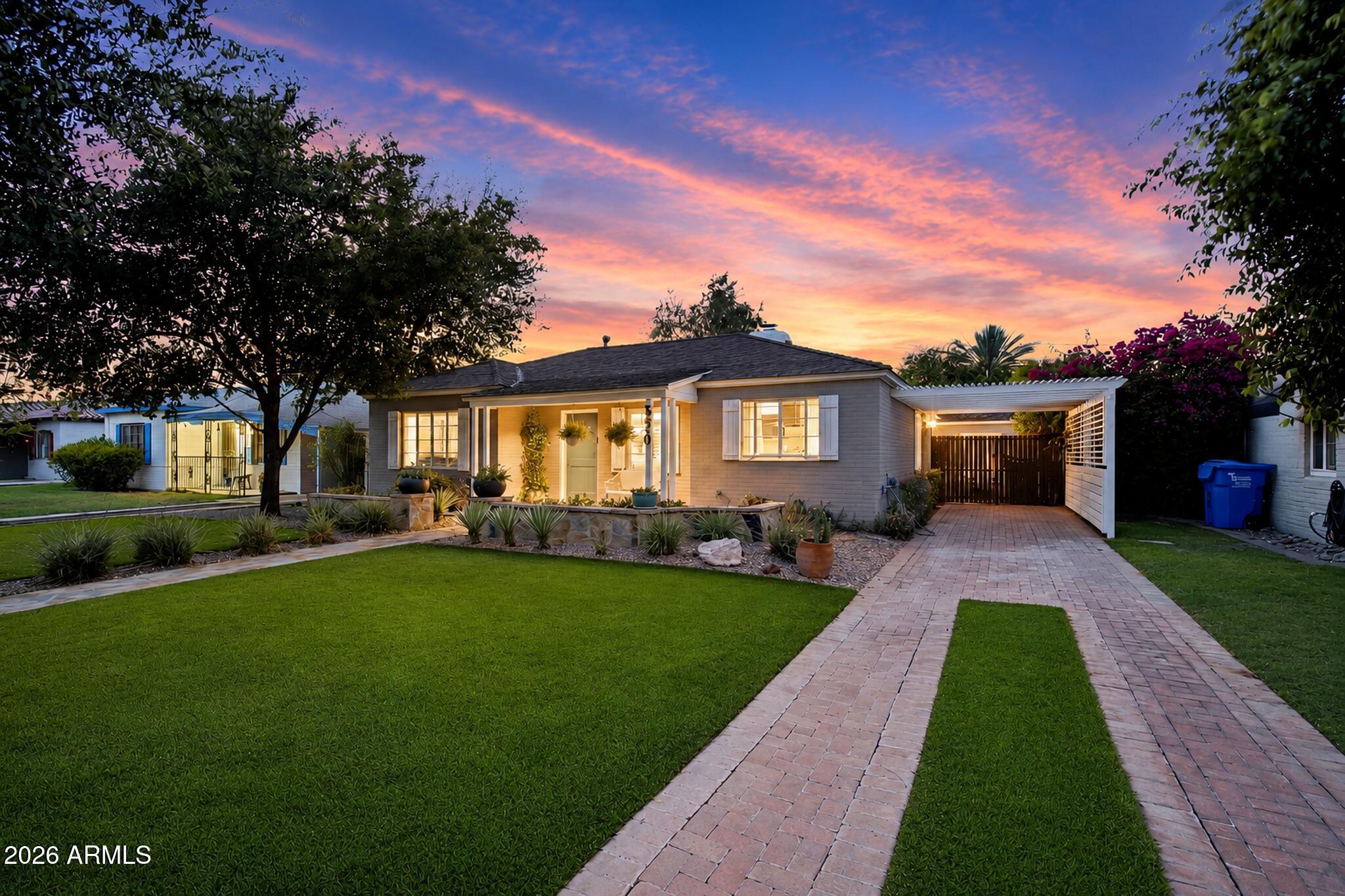 530 W VERNON Avenue, Phoenix, AZ 85003