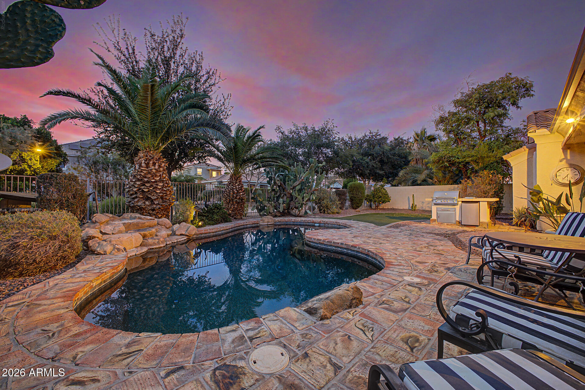 2280 E INDIGO Drive, Chandler, AZ 85286