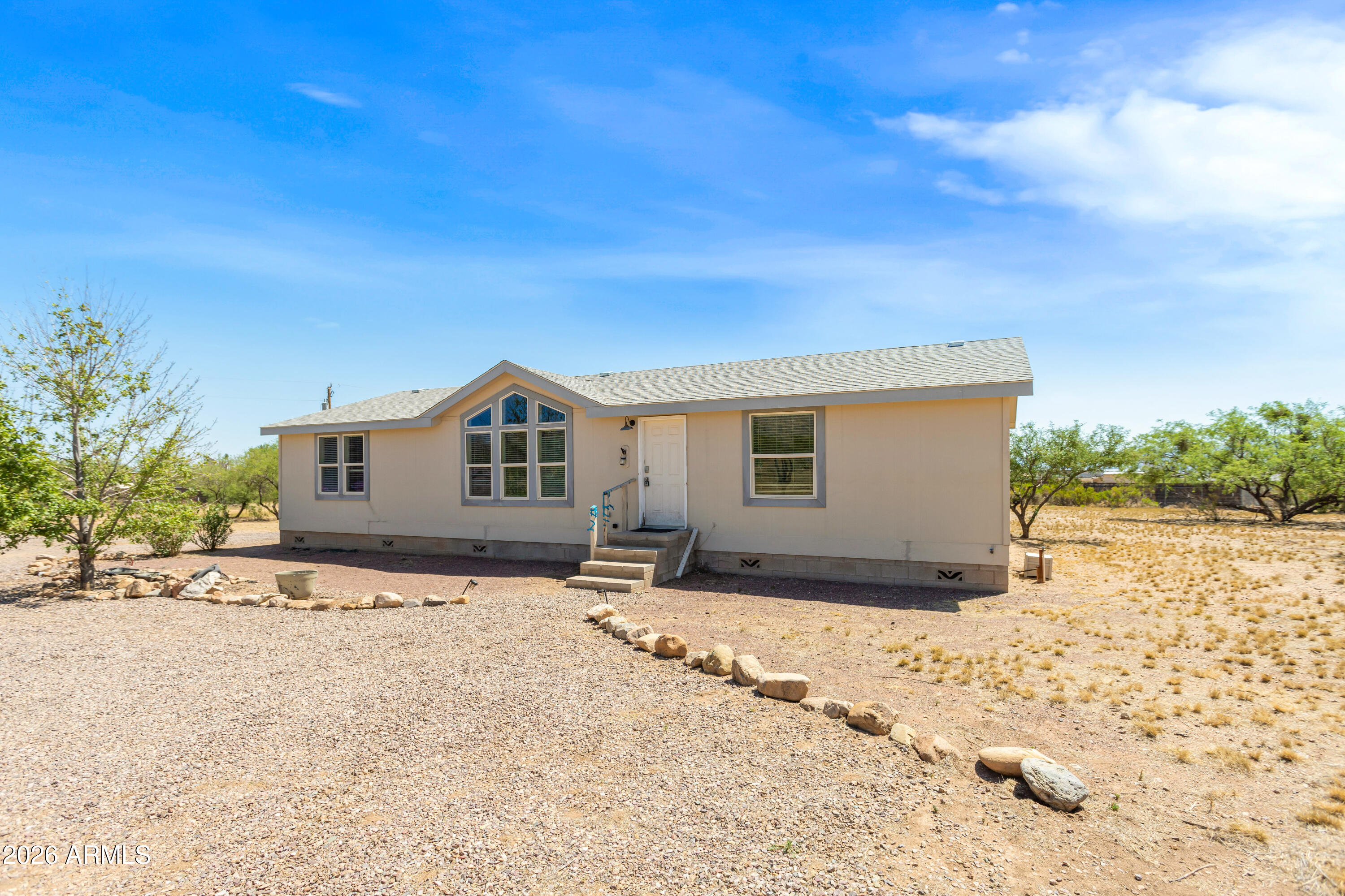 5838 E Perry Lane, Hereford, AZ 85615