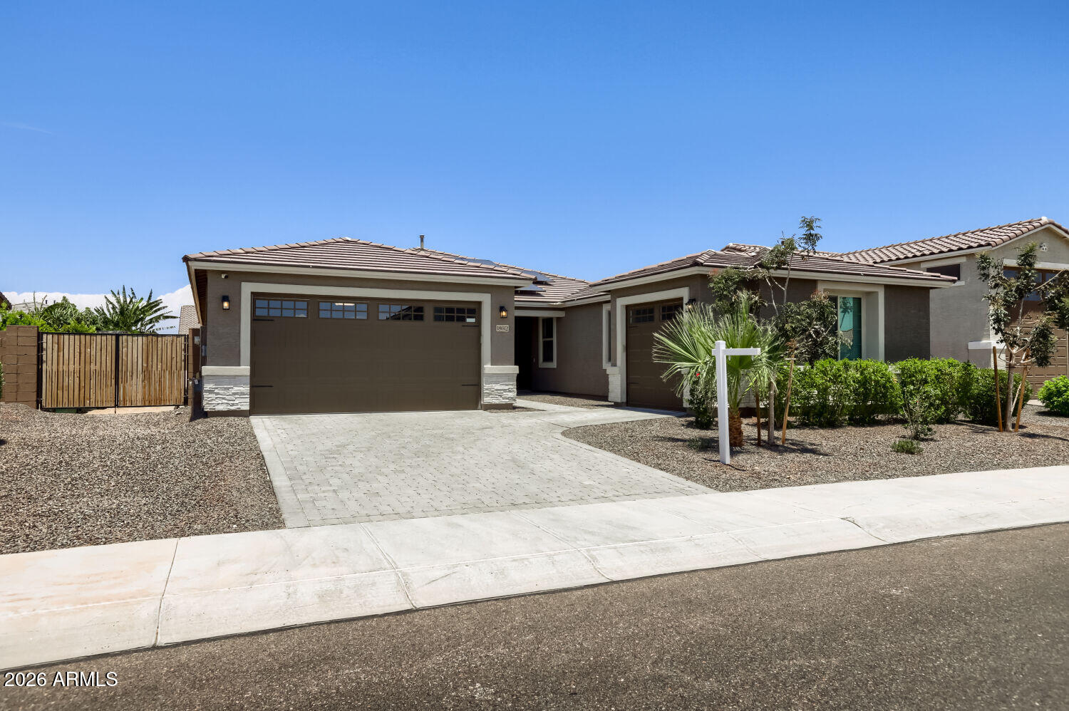18612 W BUTLER Drive, Waddell, AZ 85355