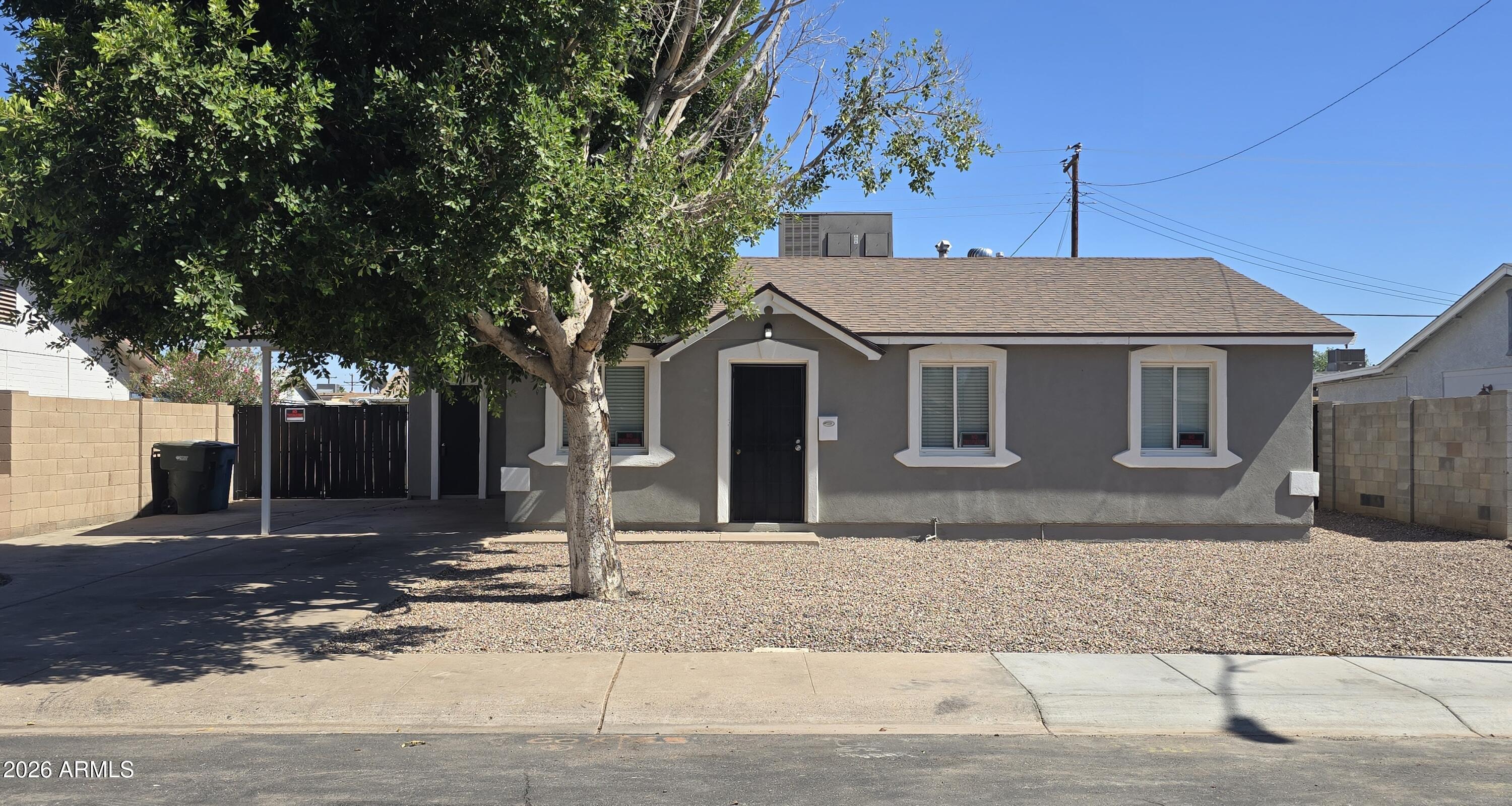 6917 W HIGHLAND Avenue, Phoenix, AZ 85033