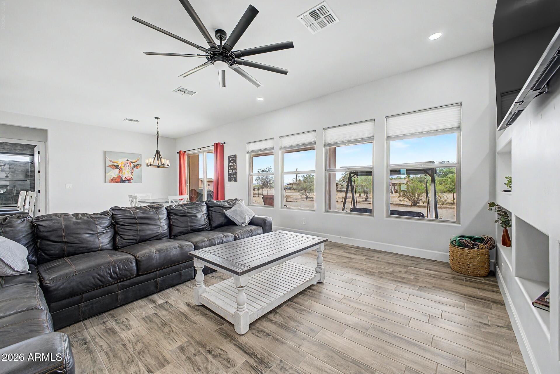 24009 W REDBIRD Road, Wittmann, AZ 85361