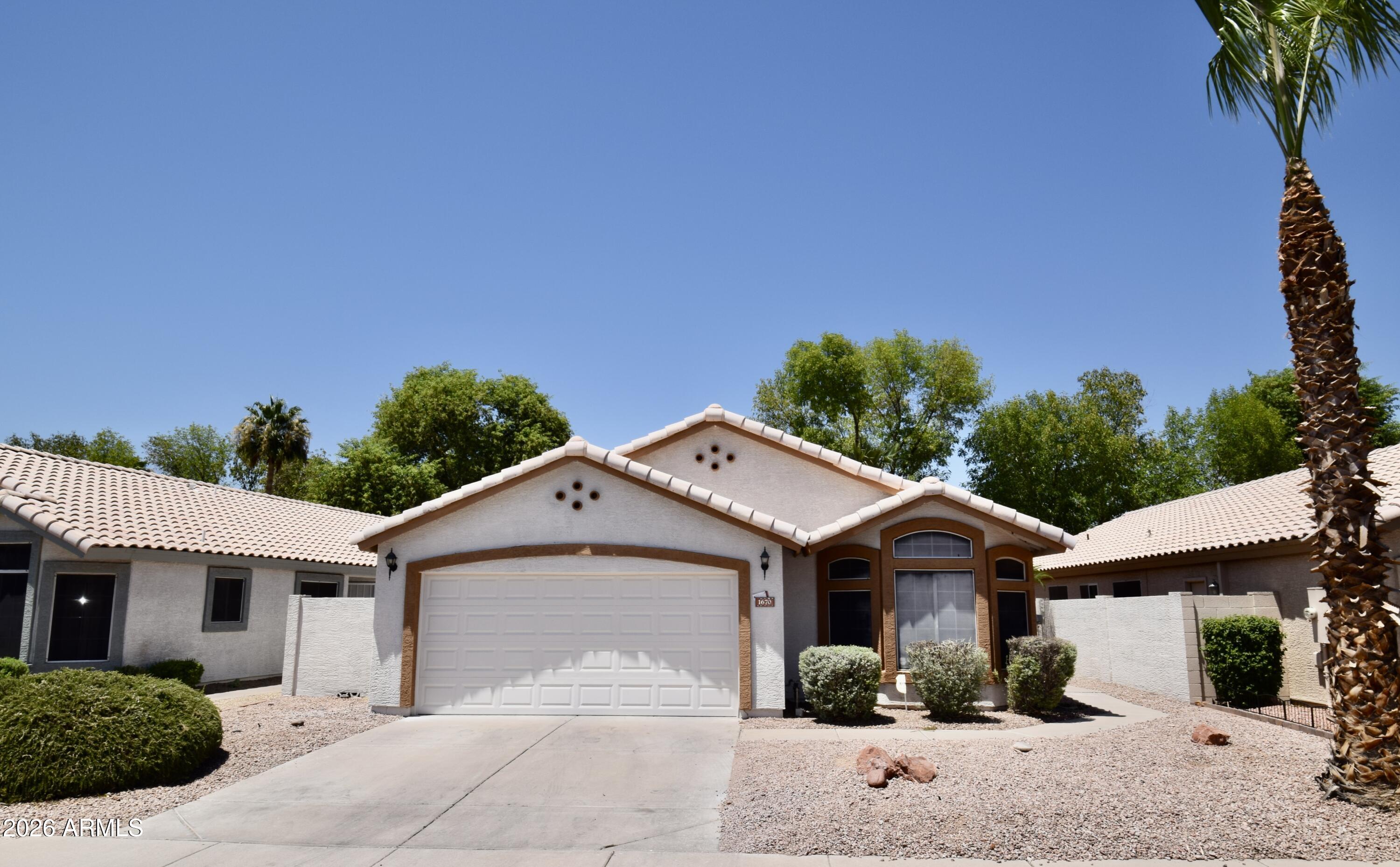 1670 W GAIL Drive, Chandler, AZ 85224
