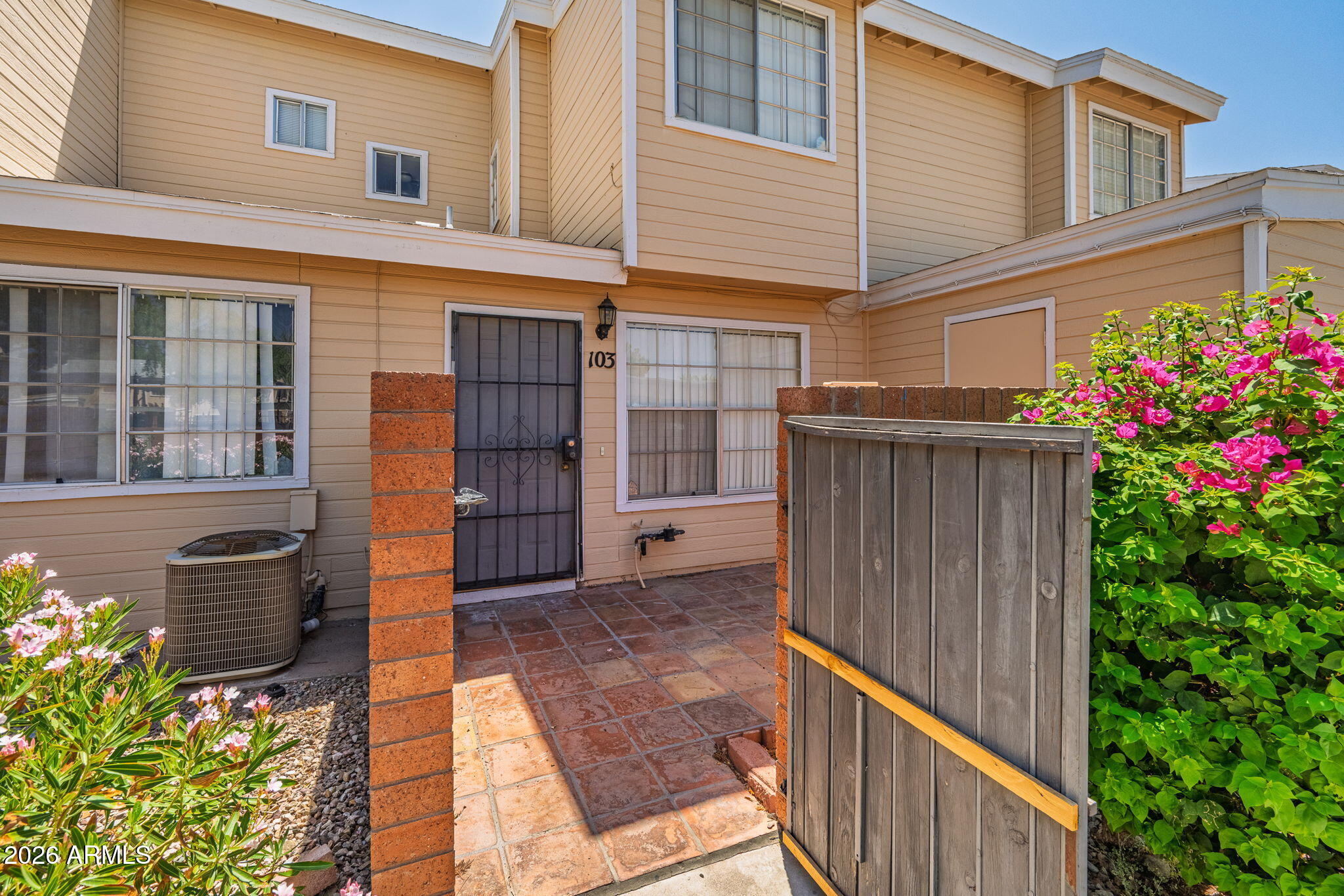 625 S WESTWOOD Street 103, Mesa, AZ 85210