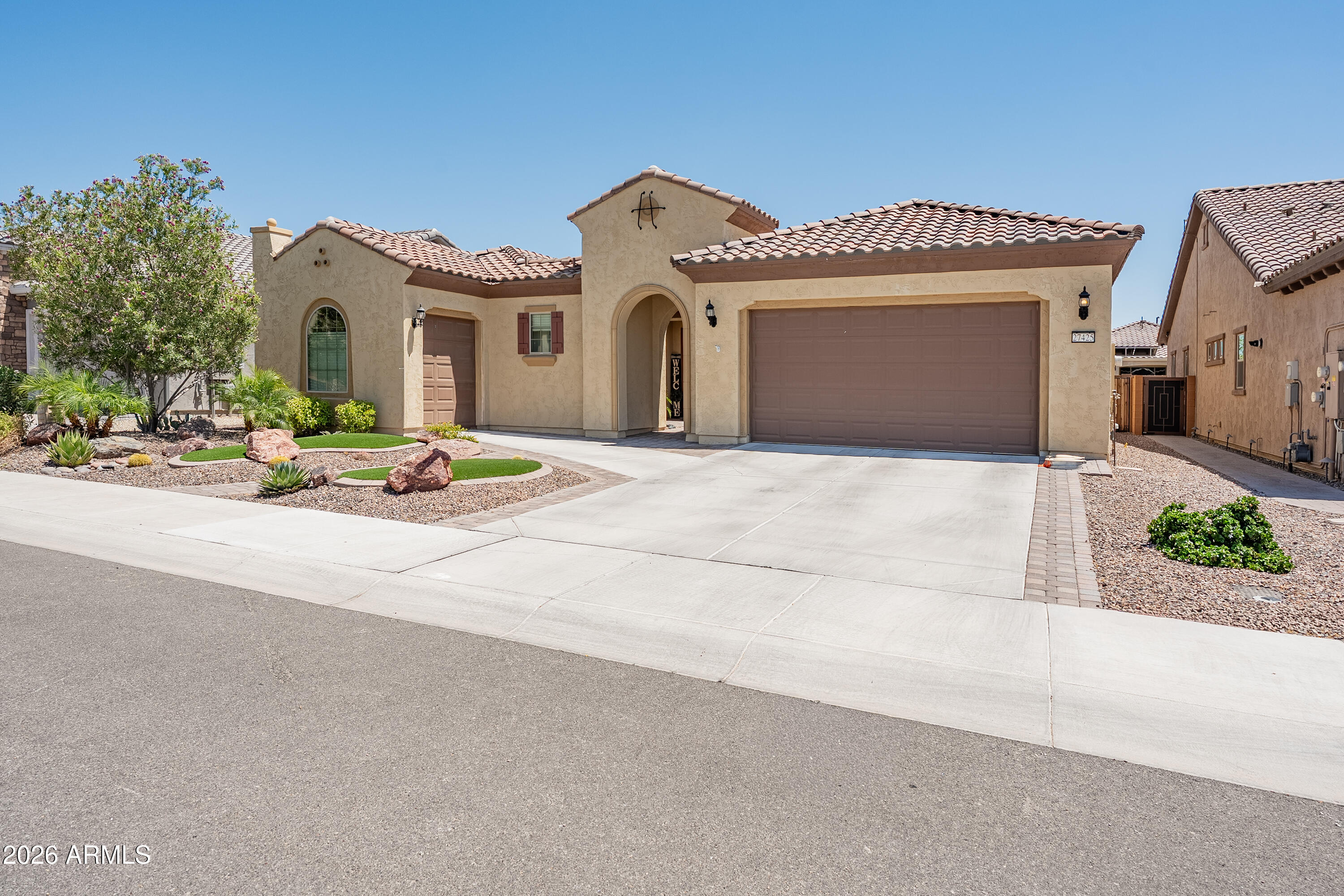 27425 W ESCUDA Drive, Buckeye, AZ 85396
