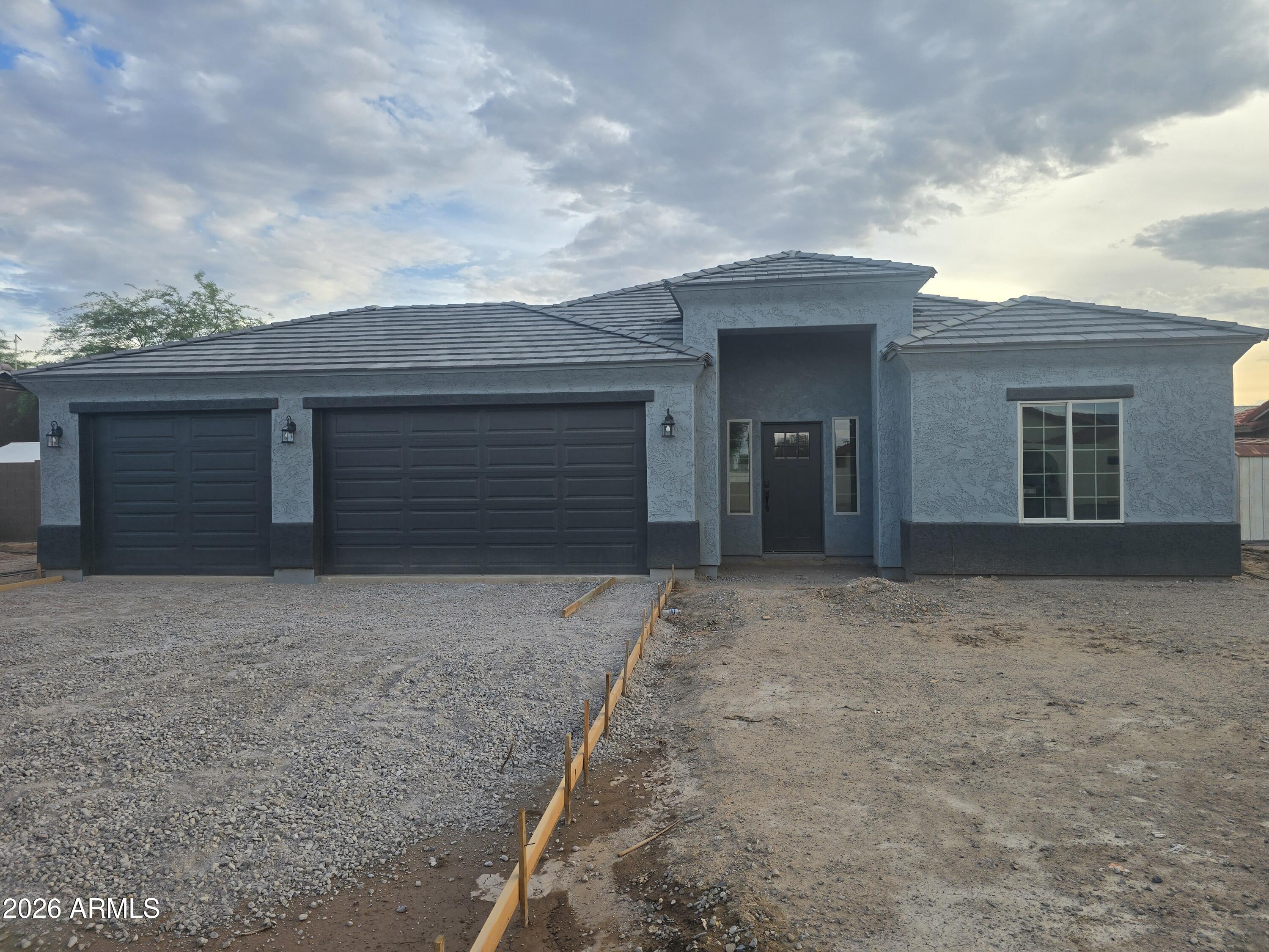 8611 W MISSION HILLS Drive, Arizona City, AZ 85123