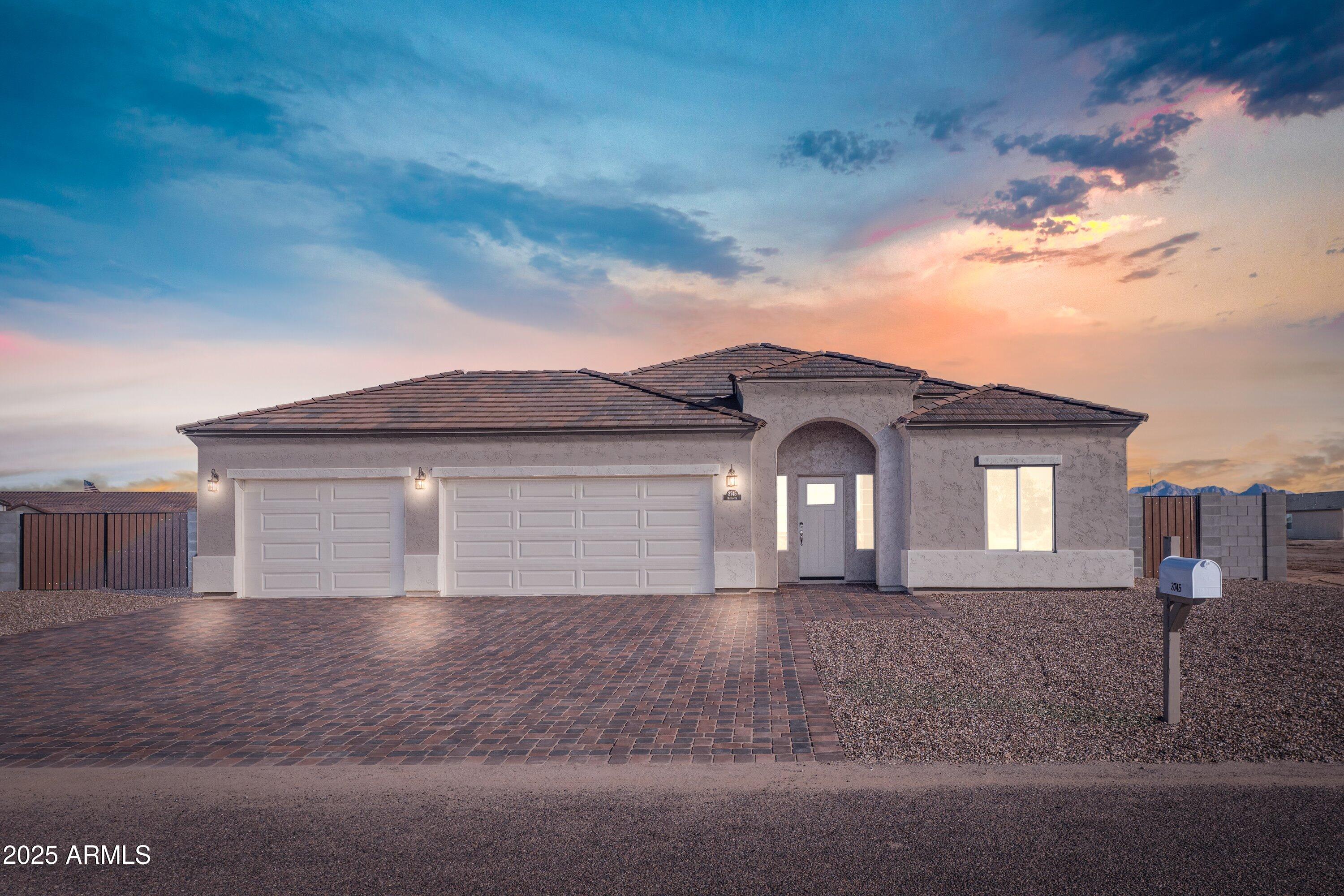 4050 N KIOHA Drive, Eloy, AZ 85131