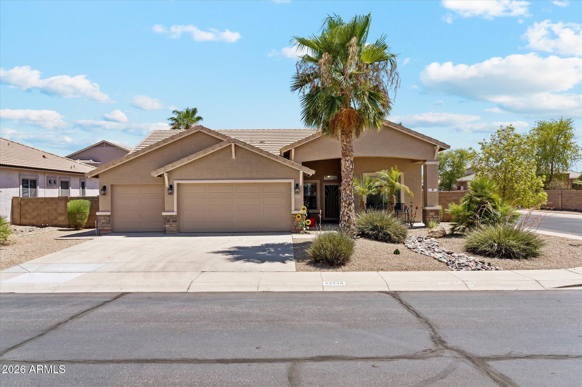 43249 W ASKEW Drive, Maricopa, AZ 85138